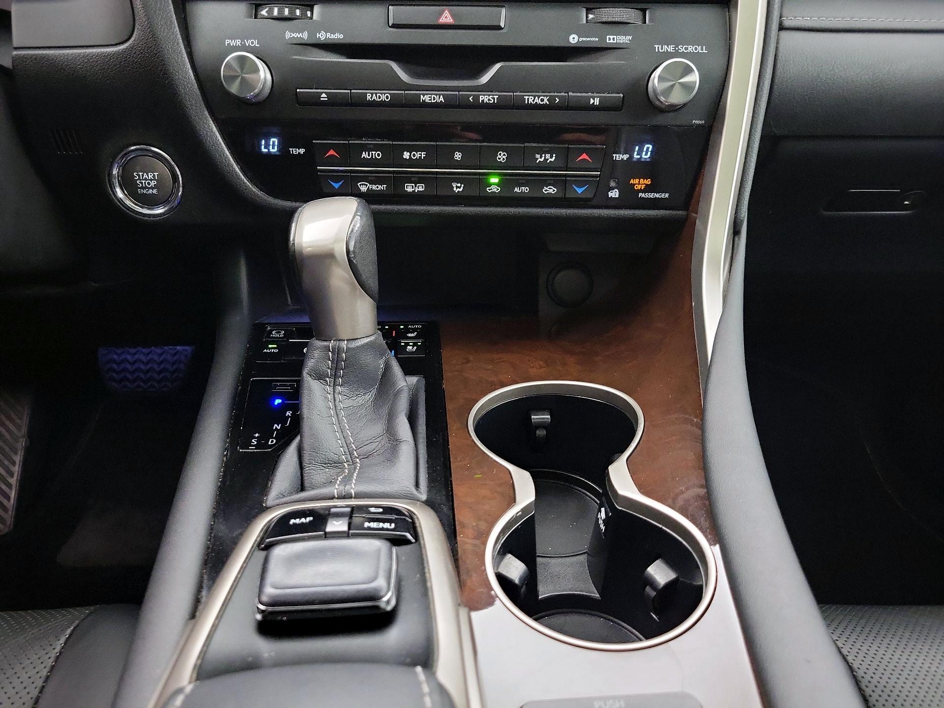 Thumbnail: 2016 Lexus RX - 18