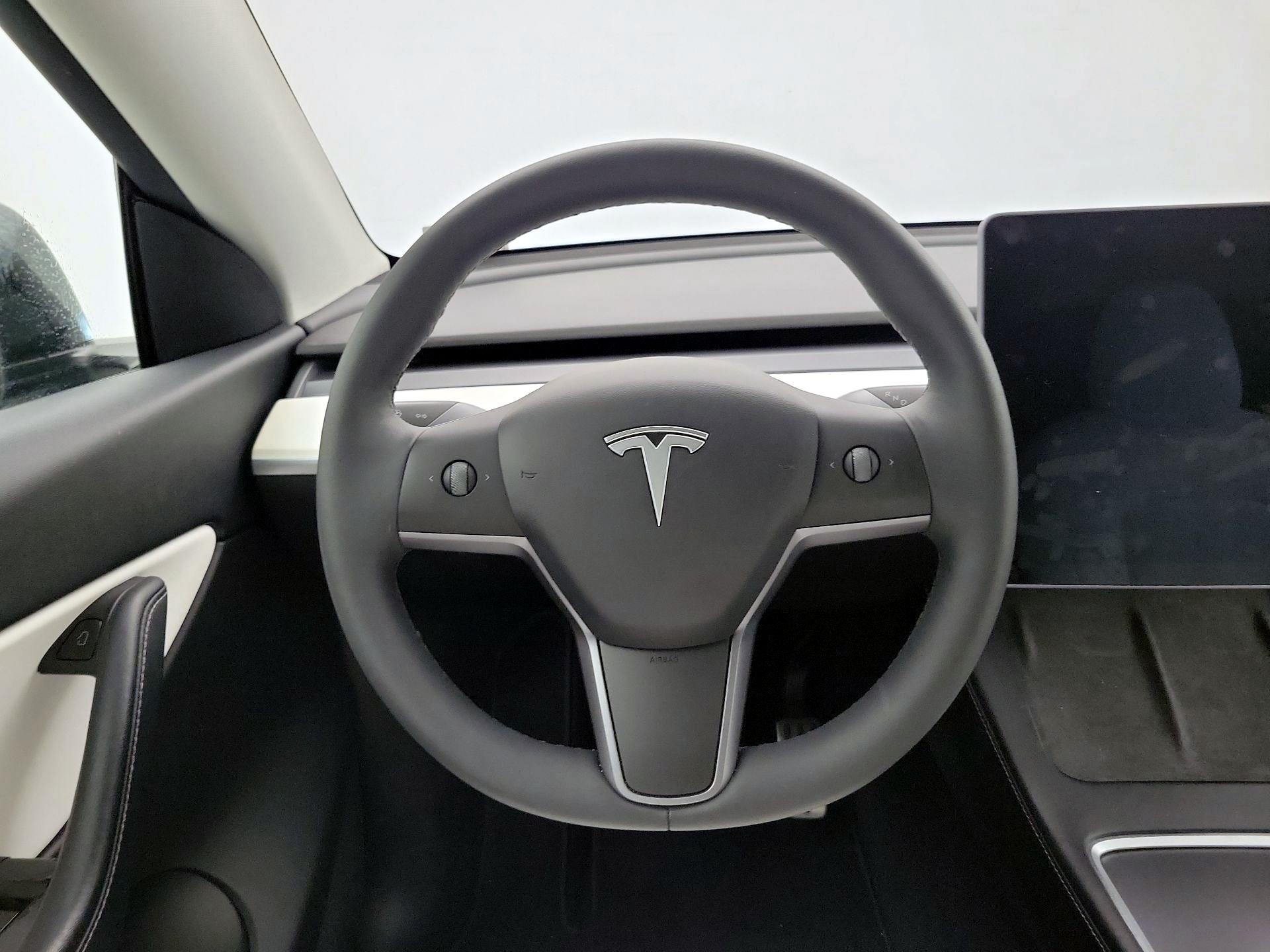 Thumbnail: 2021 Tesla Model Y - 10