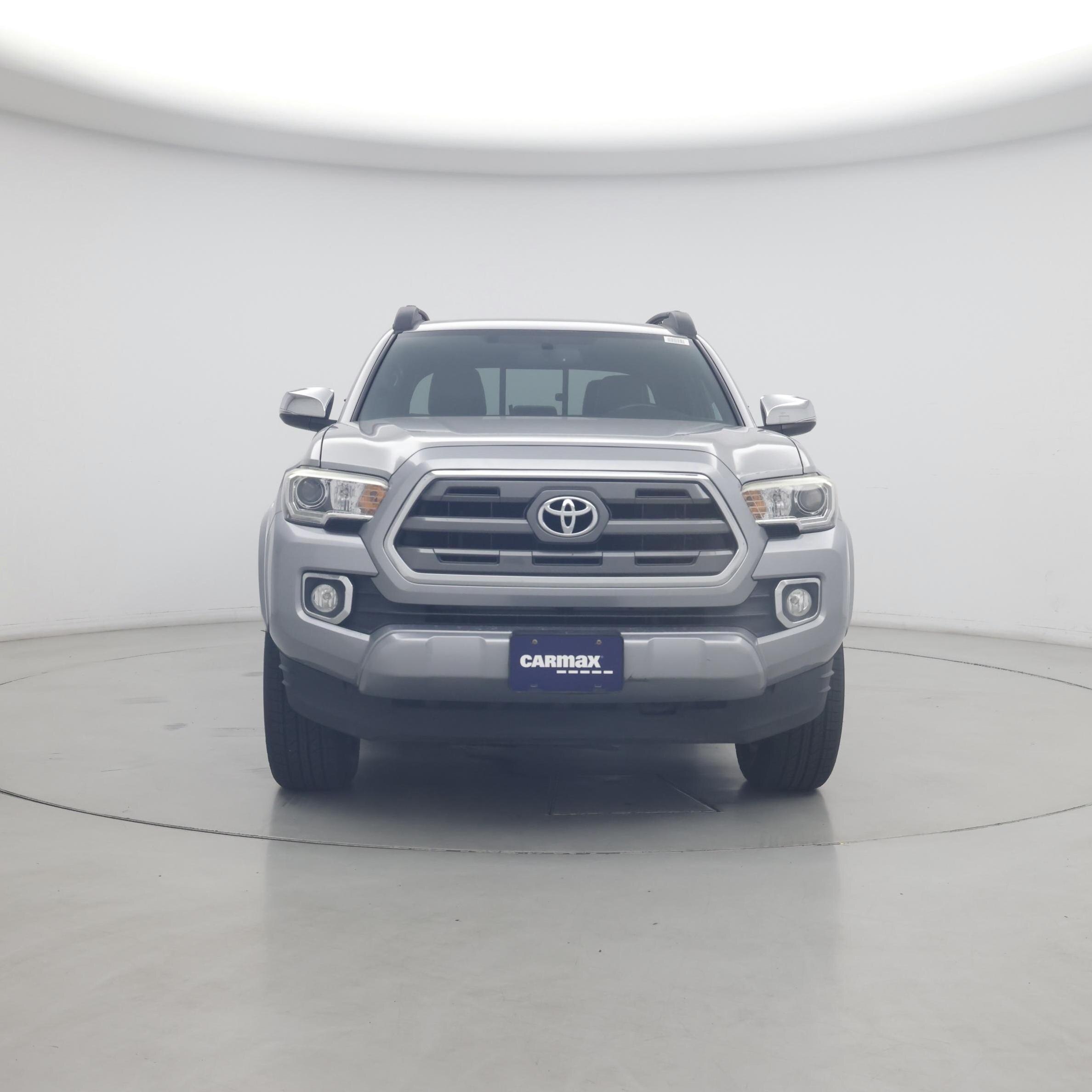 Thumbnail: 2016 Toyota Tacoma - 5