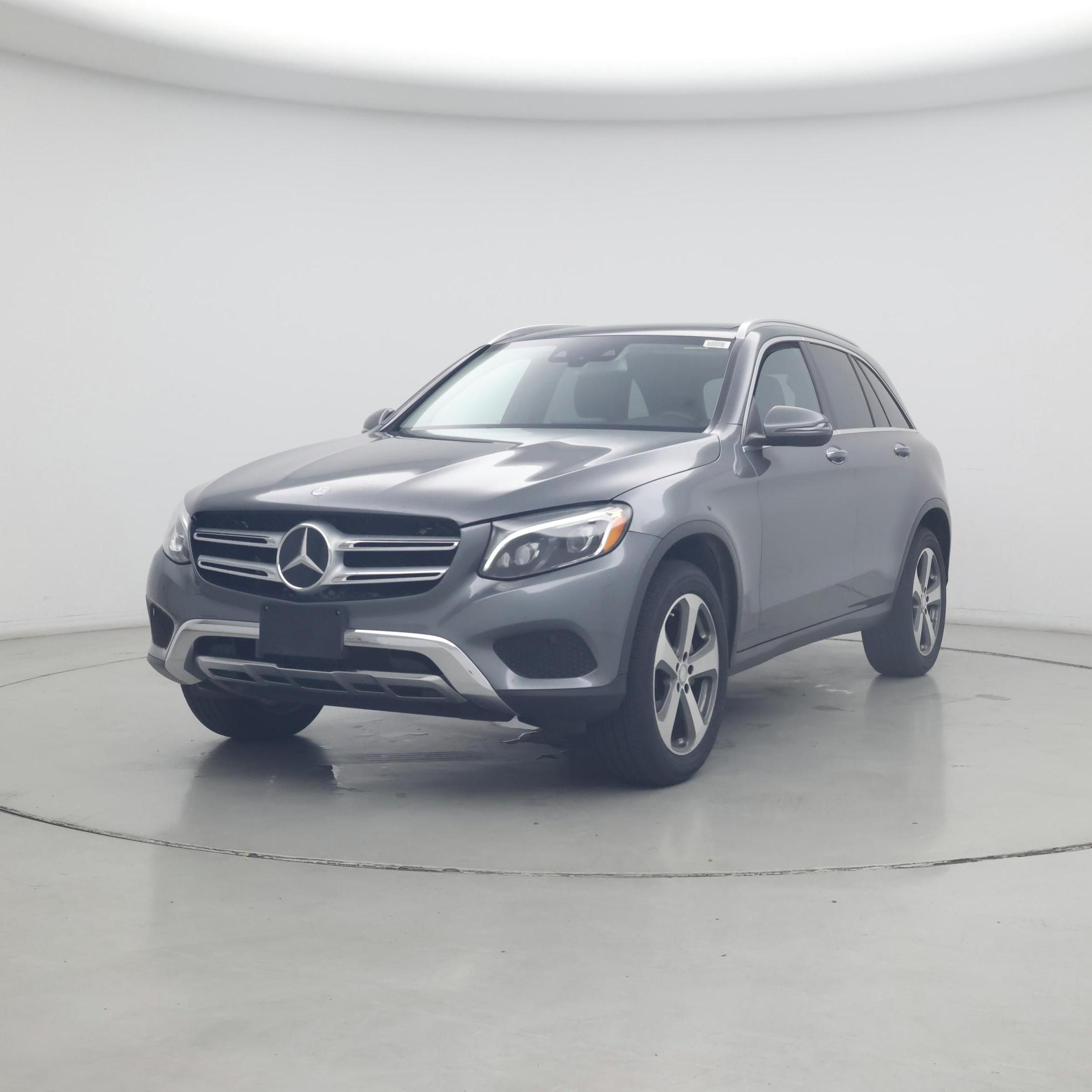 Thumbnail: 2017 Mercedes-Benz GLC - 4