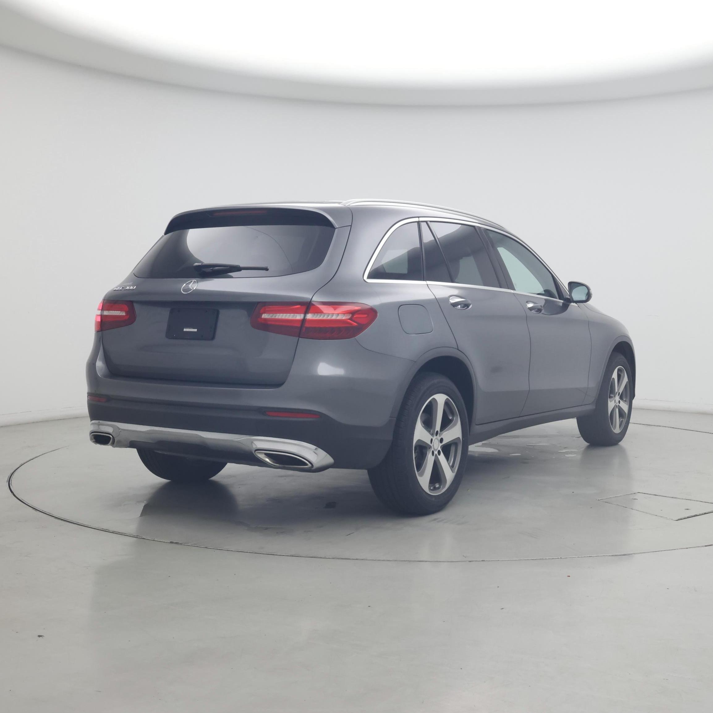 Thumbnail: 2017 Mercedes-Benz GLC - 8
