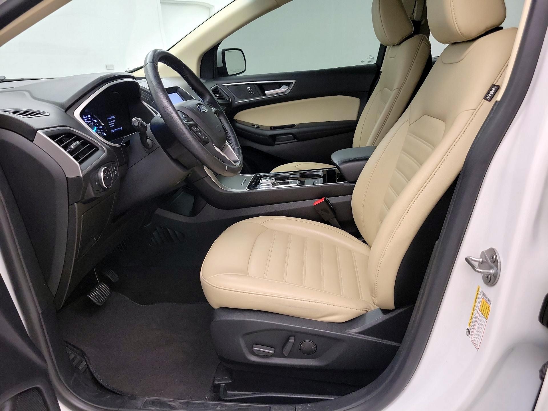 Thumbnail: 2020 Ford Edge - 11