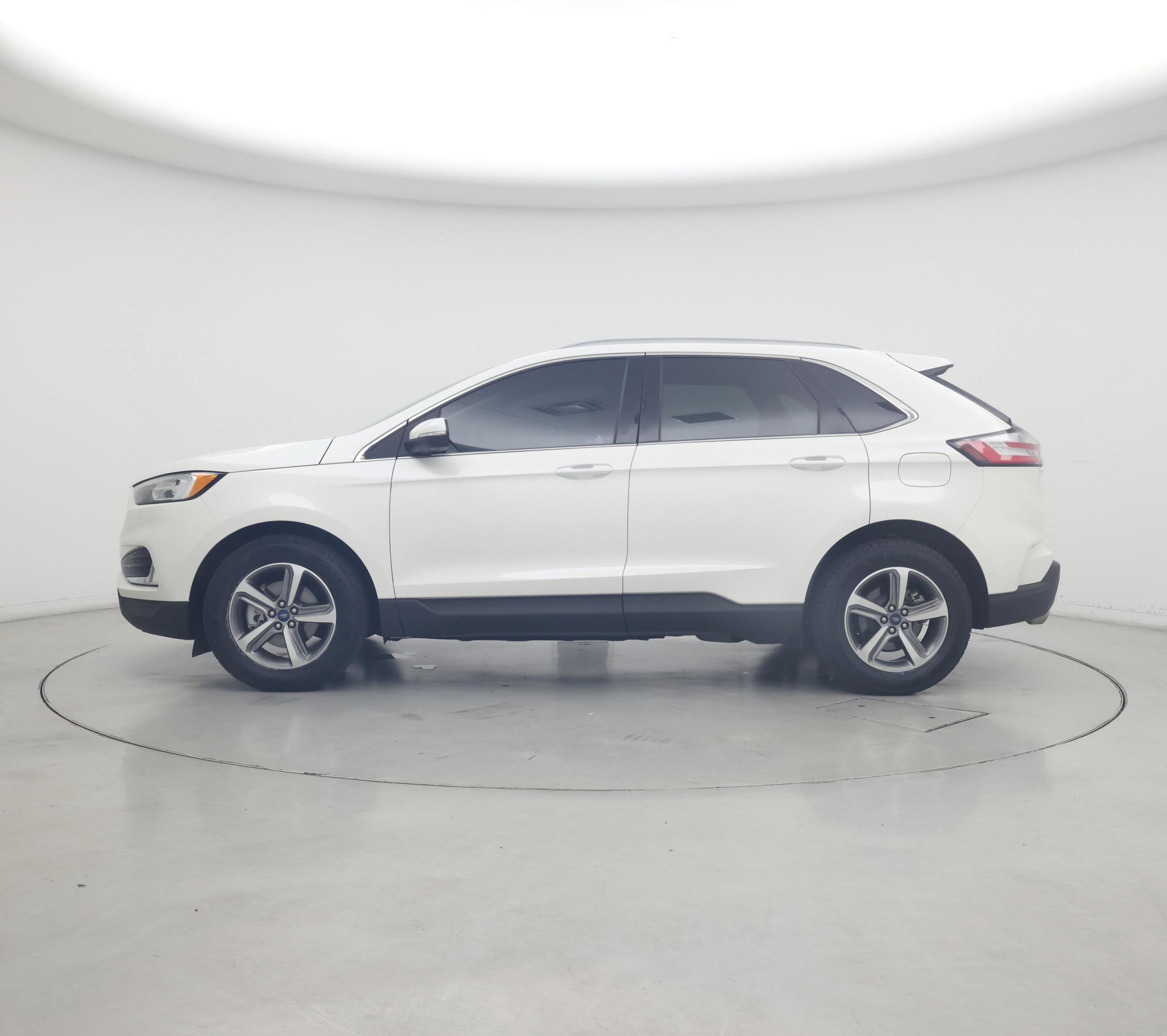 Thumbnail: 2020 Ford Edge - 3