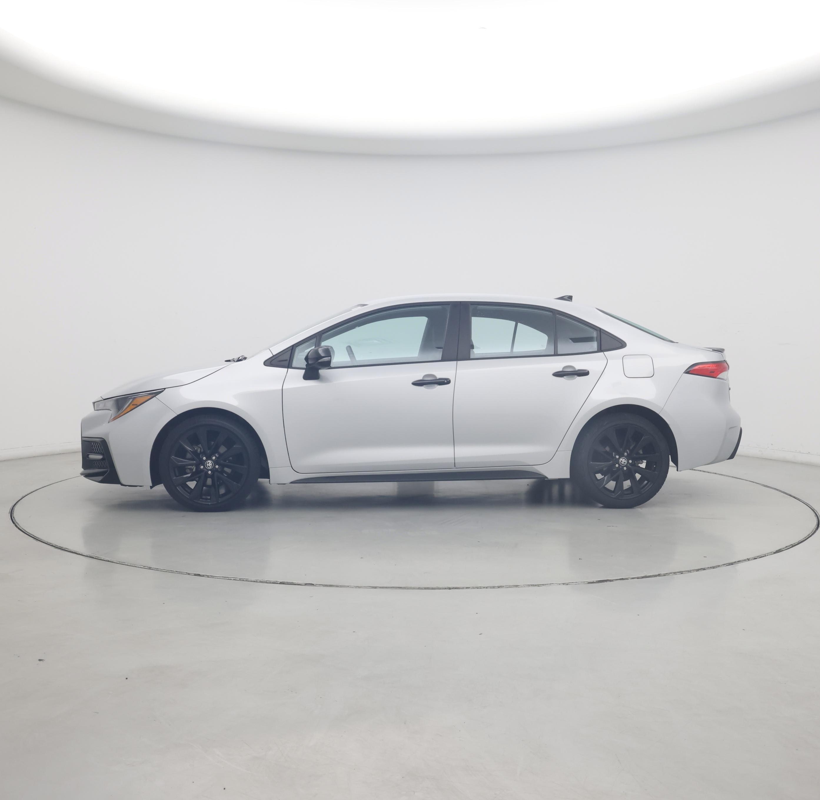 Thumbnail: 2022 Toyota Corolla - 3