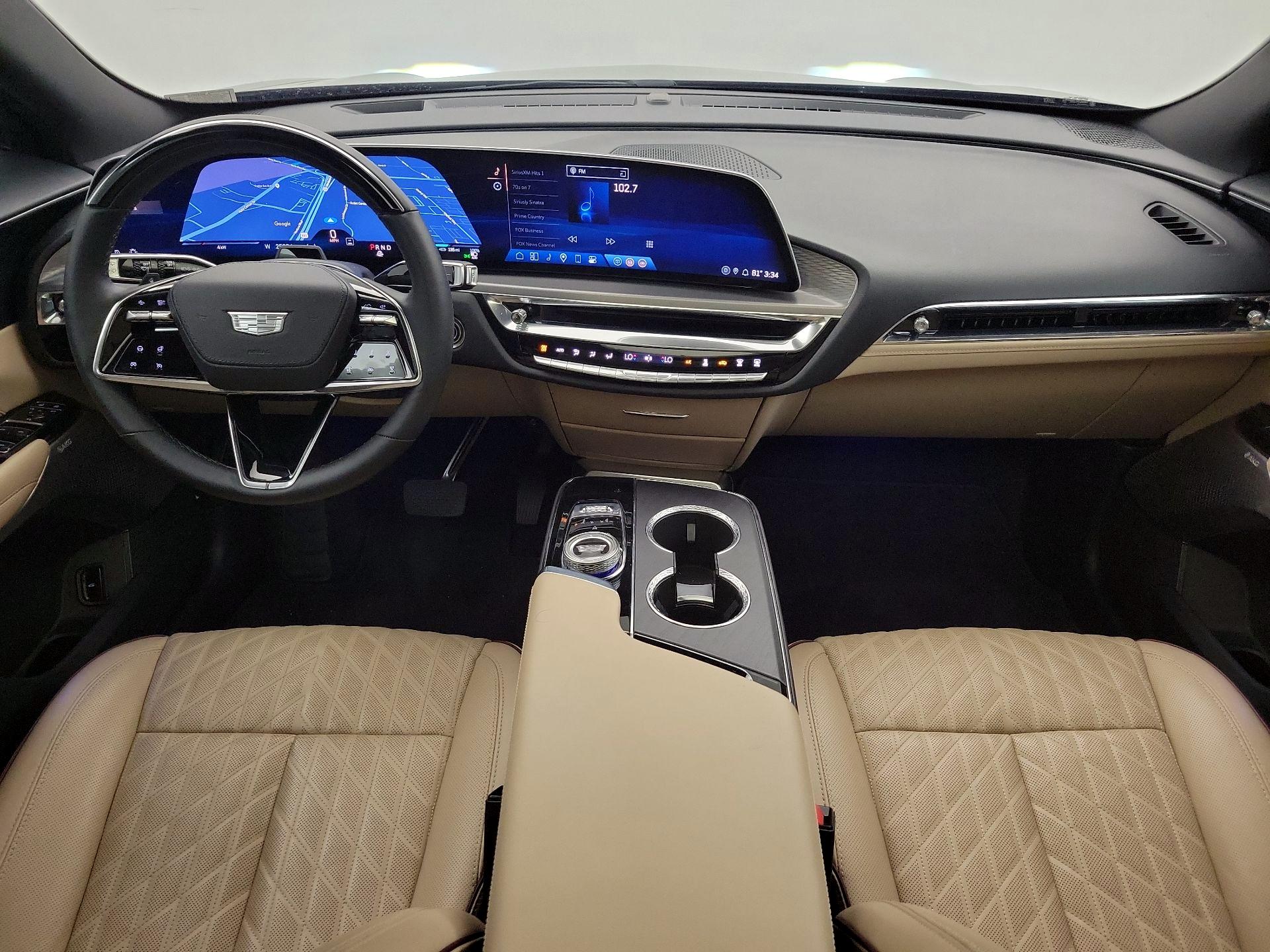 Thumbnail: 2024 Cadillac Lyriq - 9
