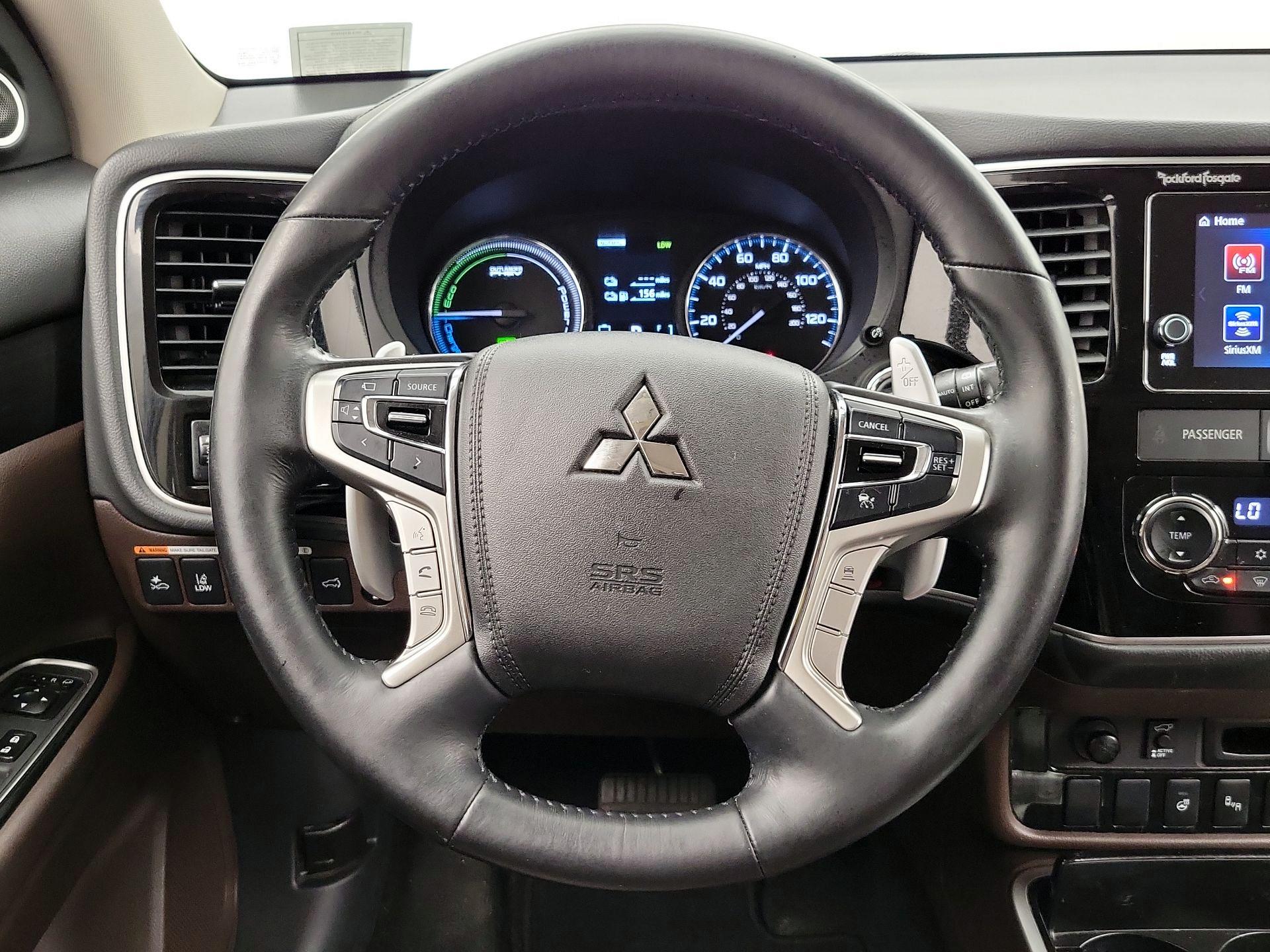 Thumbnail: 2018 Mitsubishi Outlander - 10