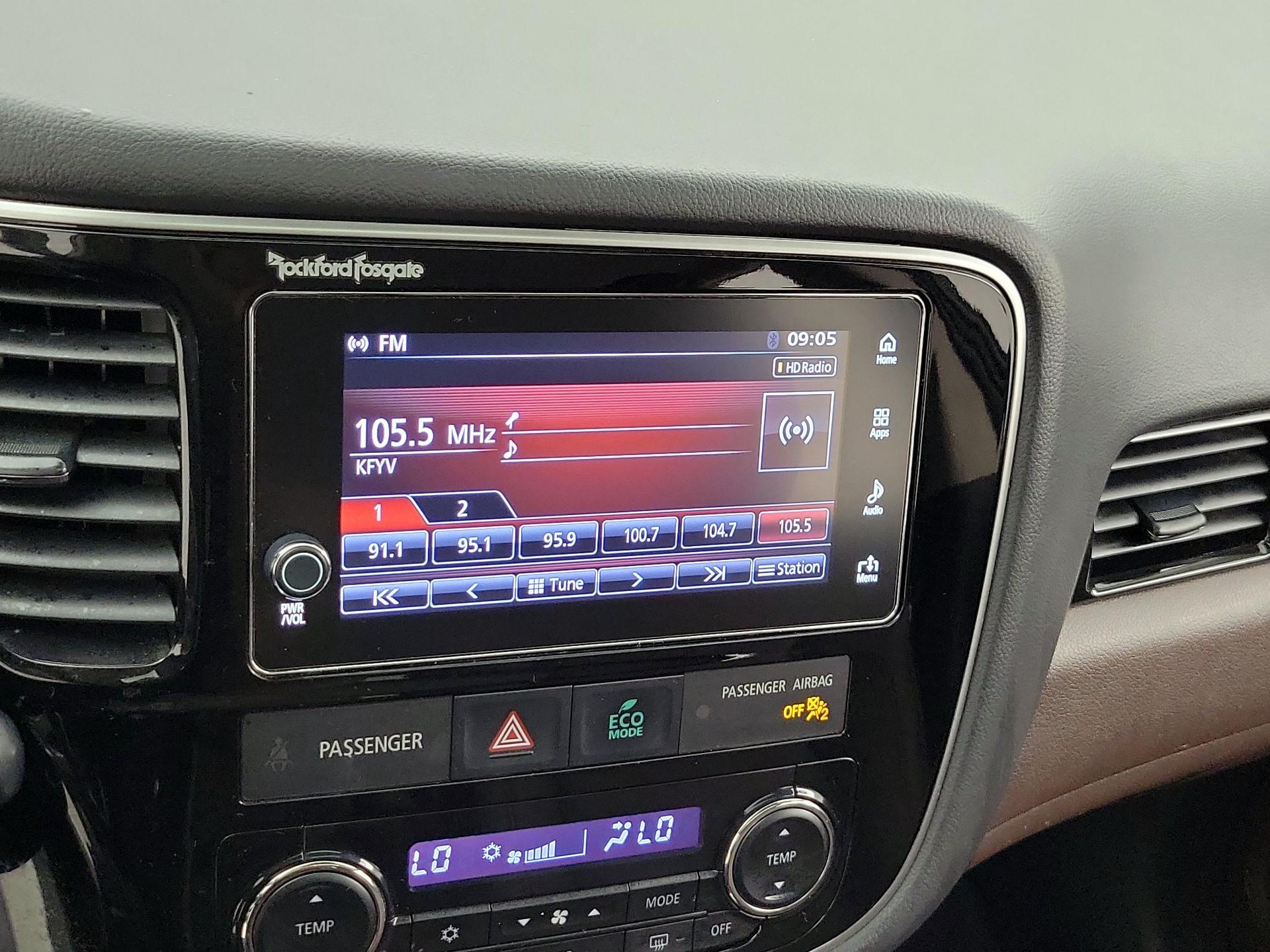 Thumbnail: 2018 Mitsubishi Outlander - 15