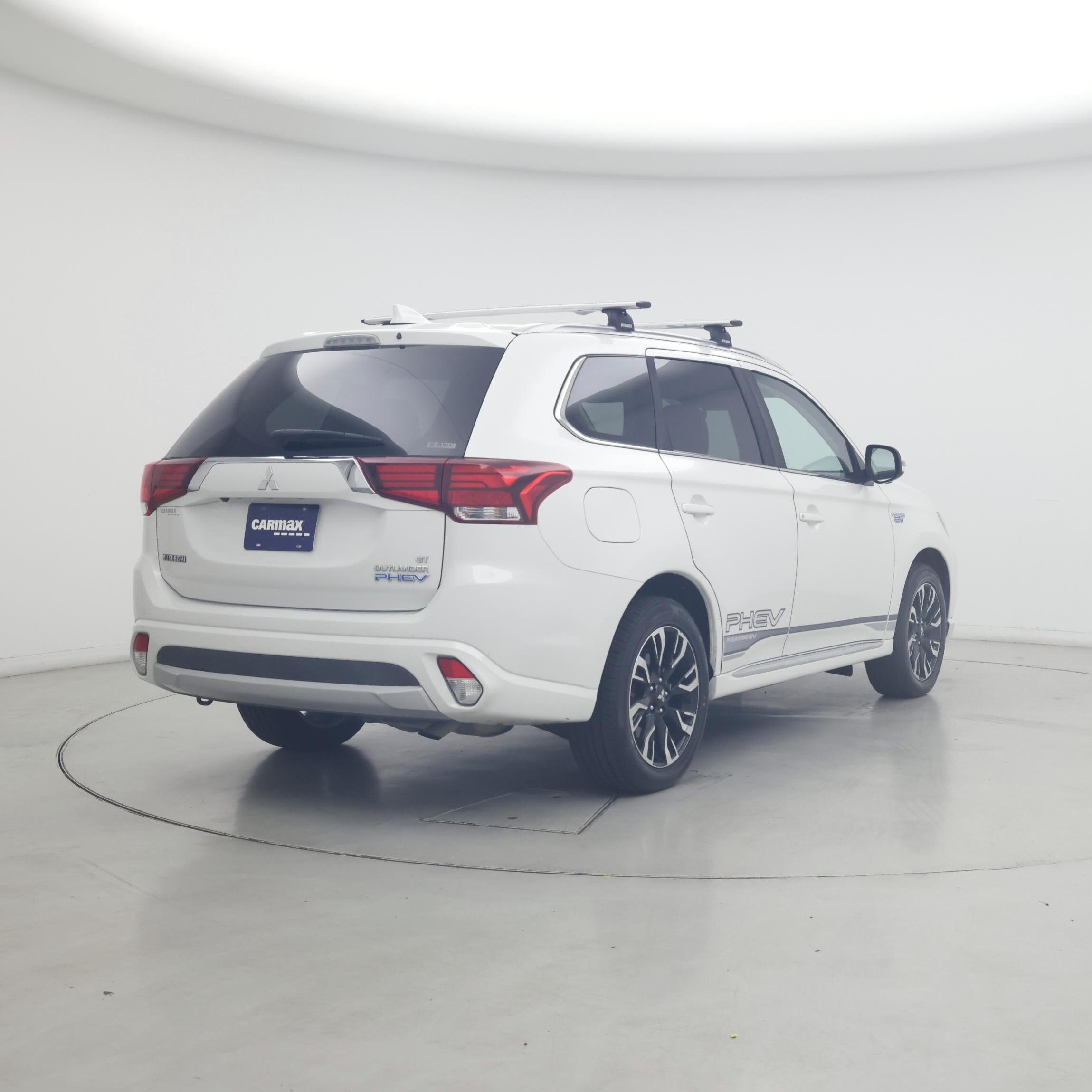 Thumbnail: 2018 Mitsubishi Outlander - 8