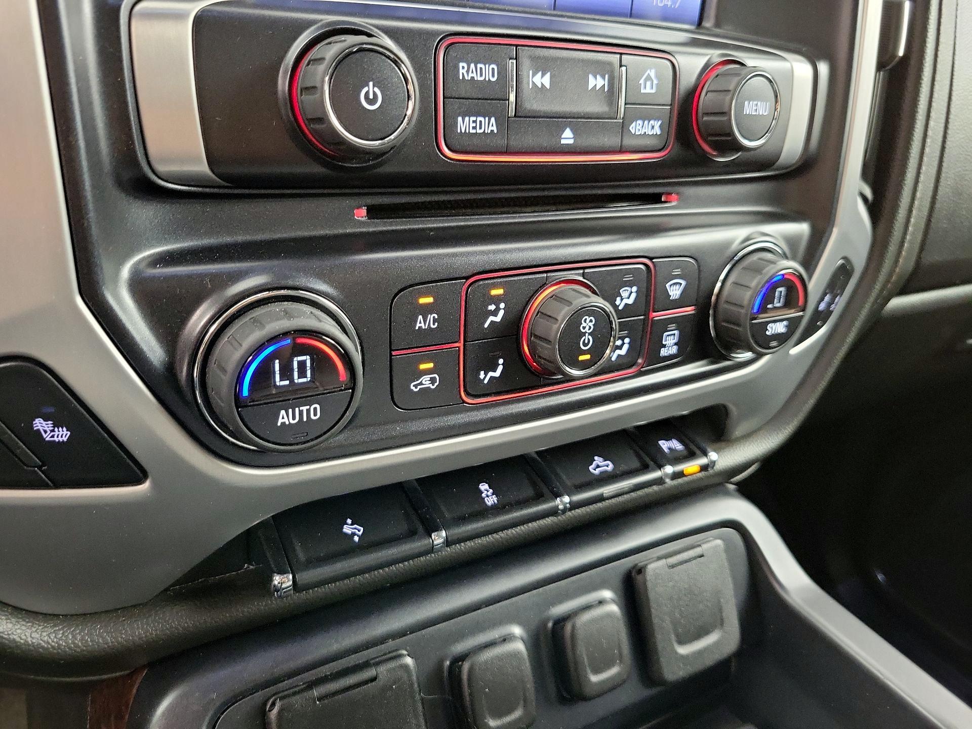 Thumbnail: 2016 GMC Sierra 2500 - 16
