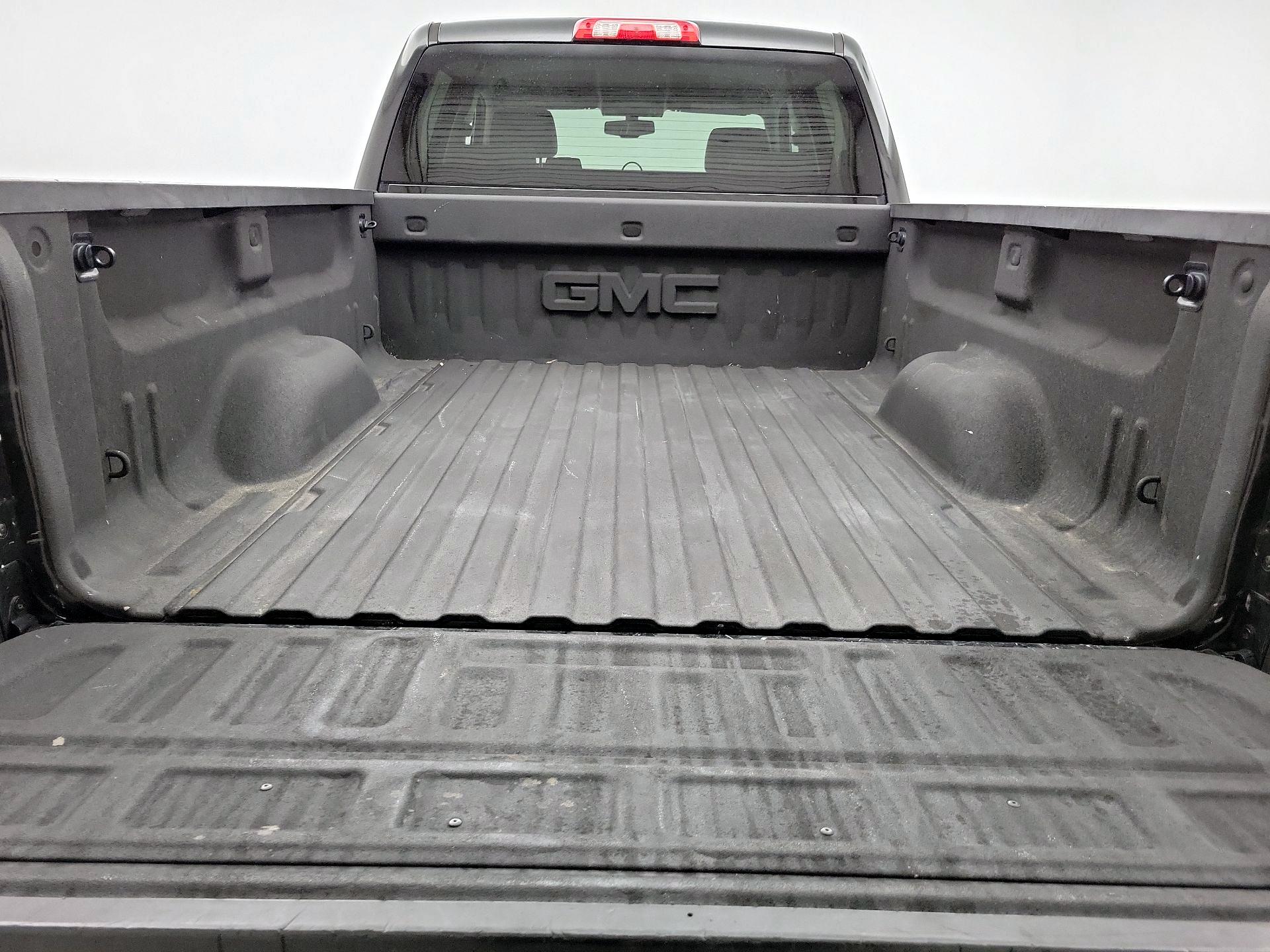 Thumbnail: 2016 GMC Sierra 2500 - 20