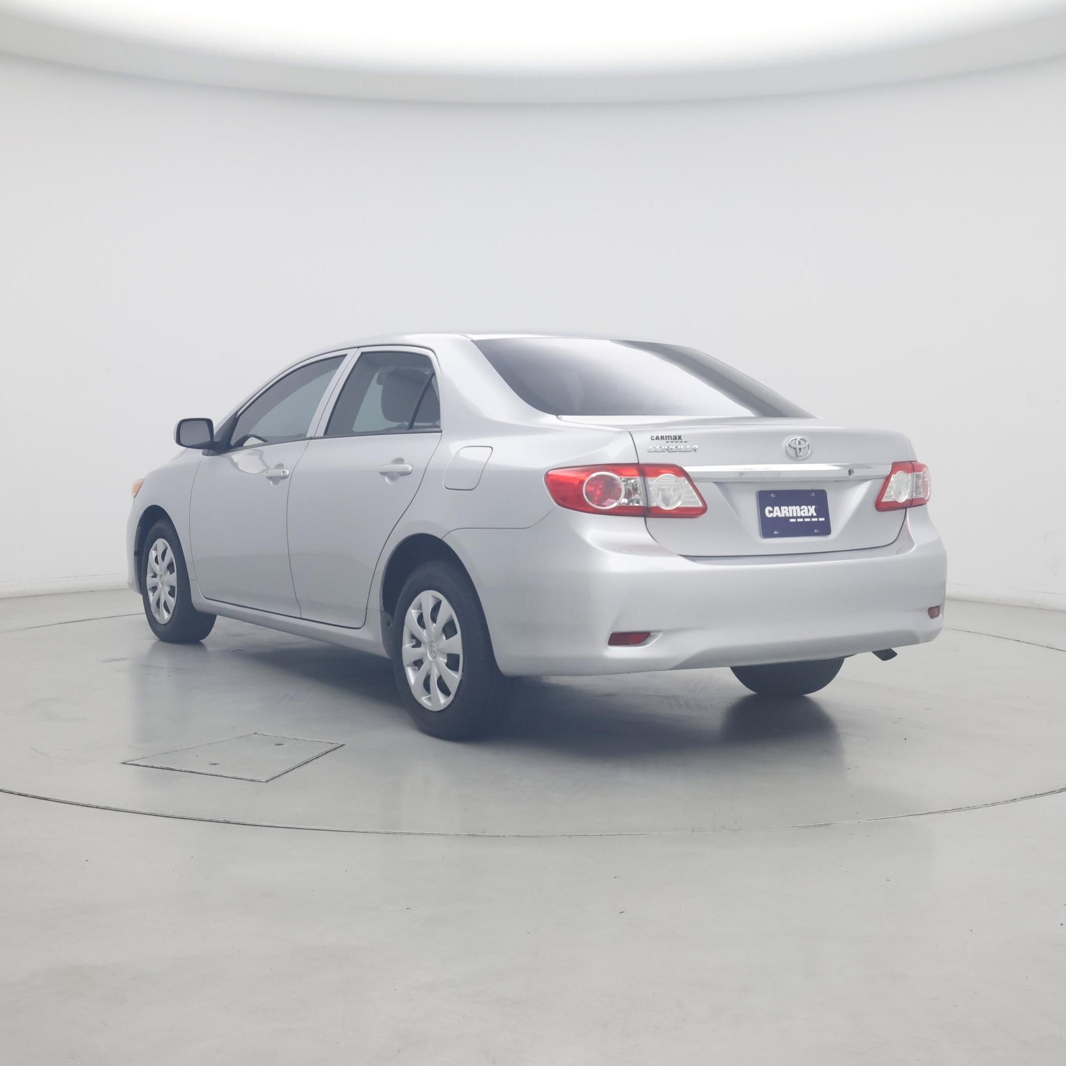 Thumbnail: 2013 Toyota Corolla - 2
