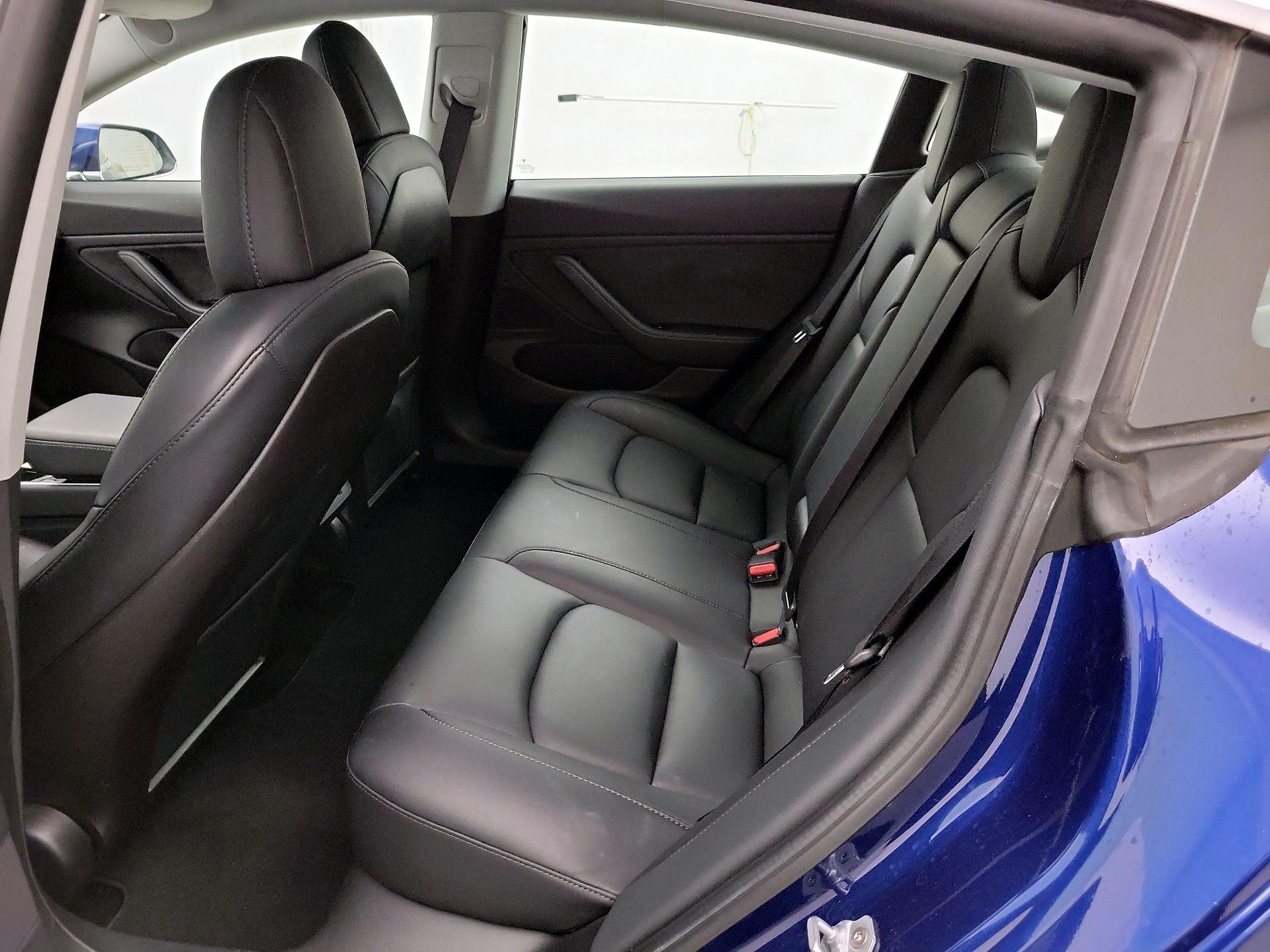 Thumbnail: 2020 Tesla Model 3 - 19