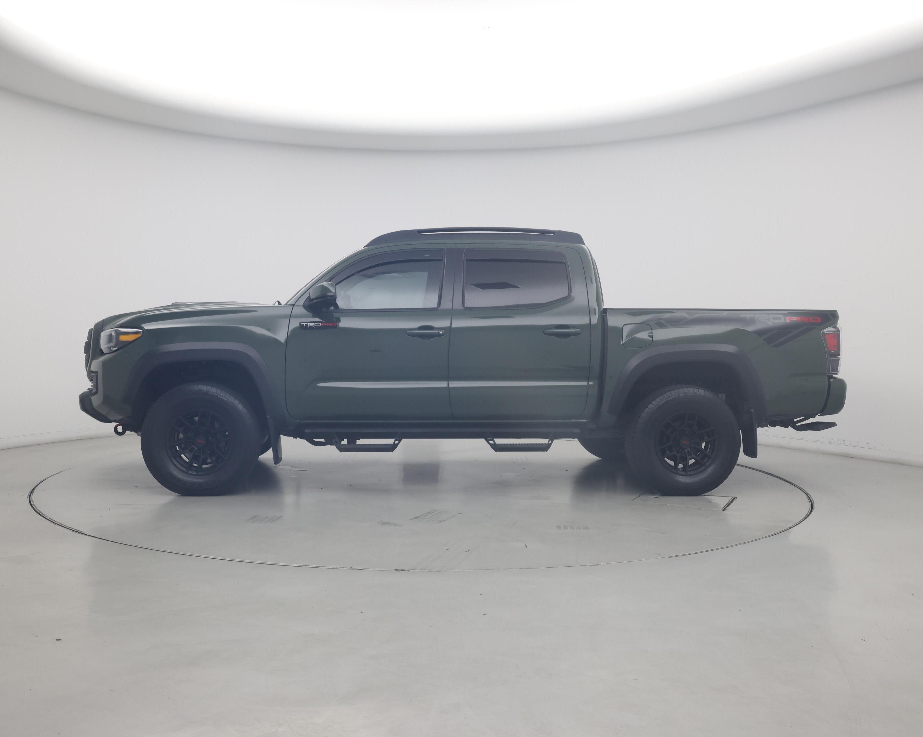 Thumbnail: 2020 Toyota Tacoma - 3