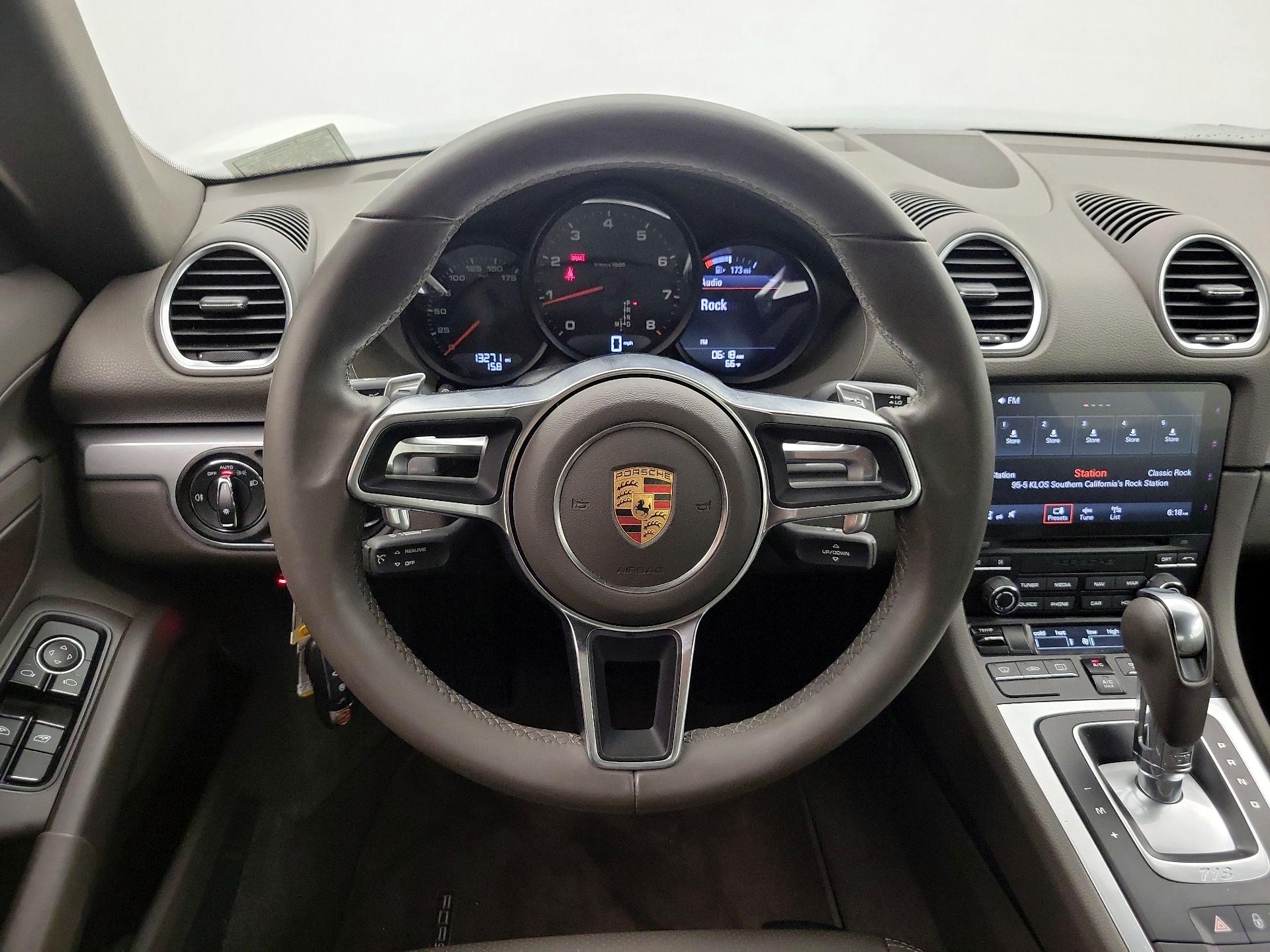 Thumbnail: 2018 Porsche 718 Cayman - 10