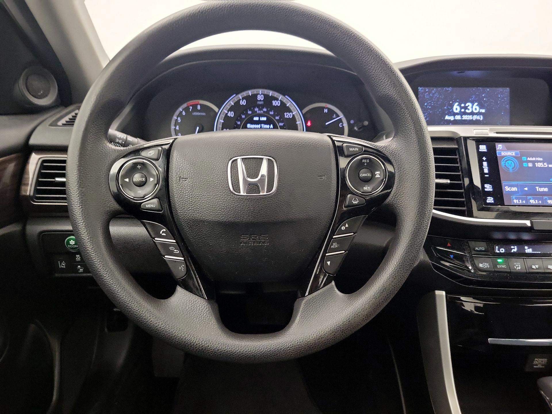 Thumbnail: 2017 Honda Accord - 10