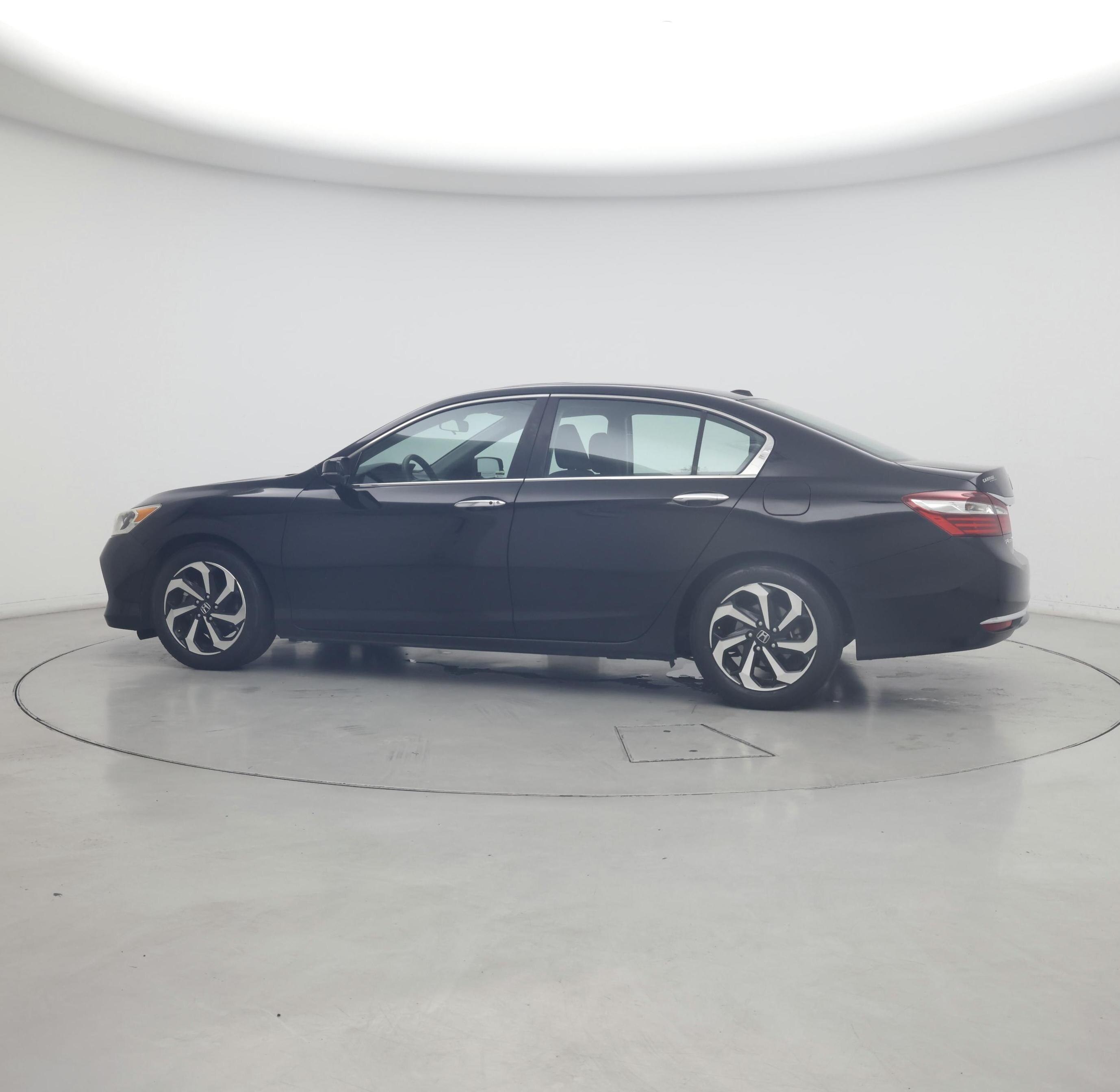 Thumbnail: 2017 Honda Accord - 3