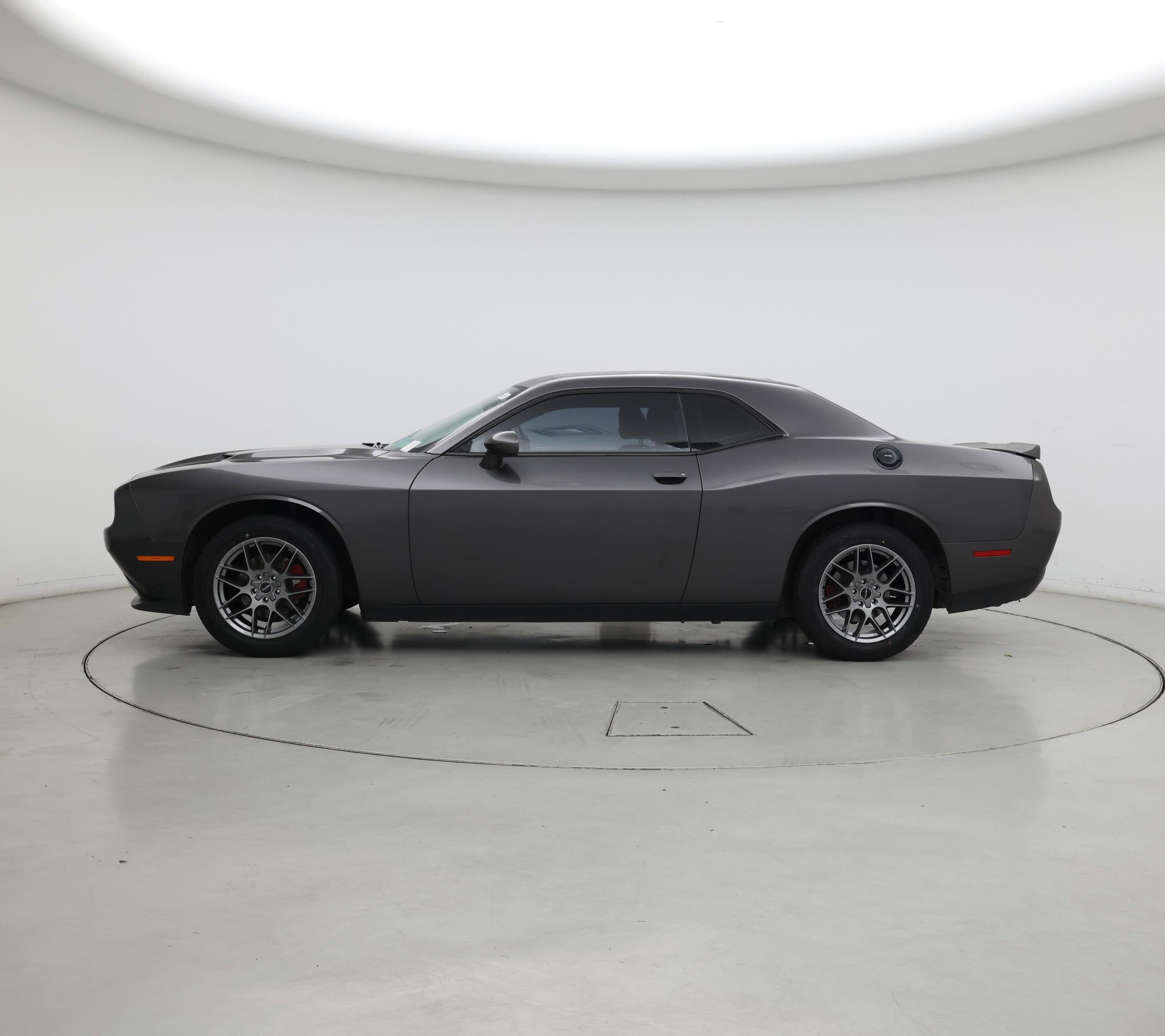 Thumbnail: 2019 Dodge Challenger - 3