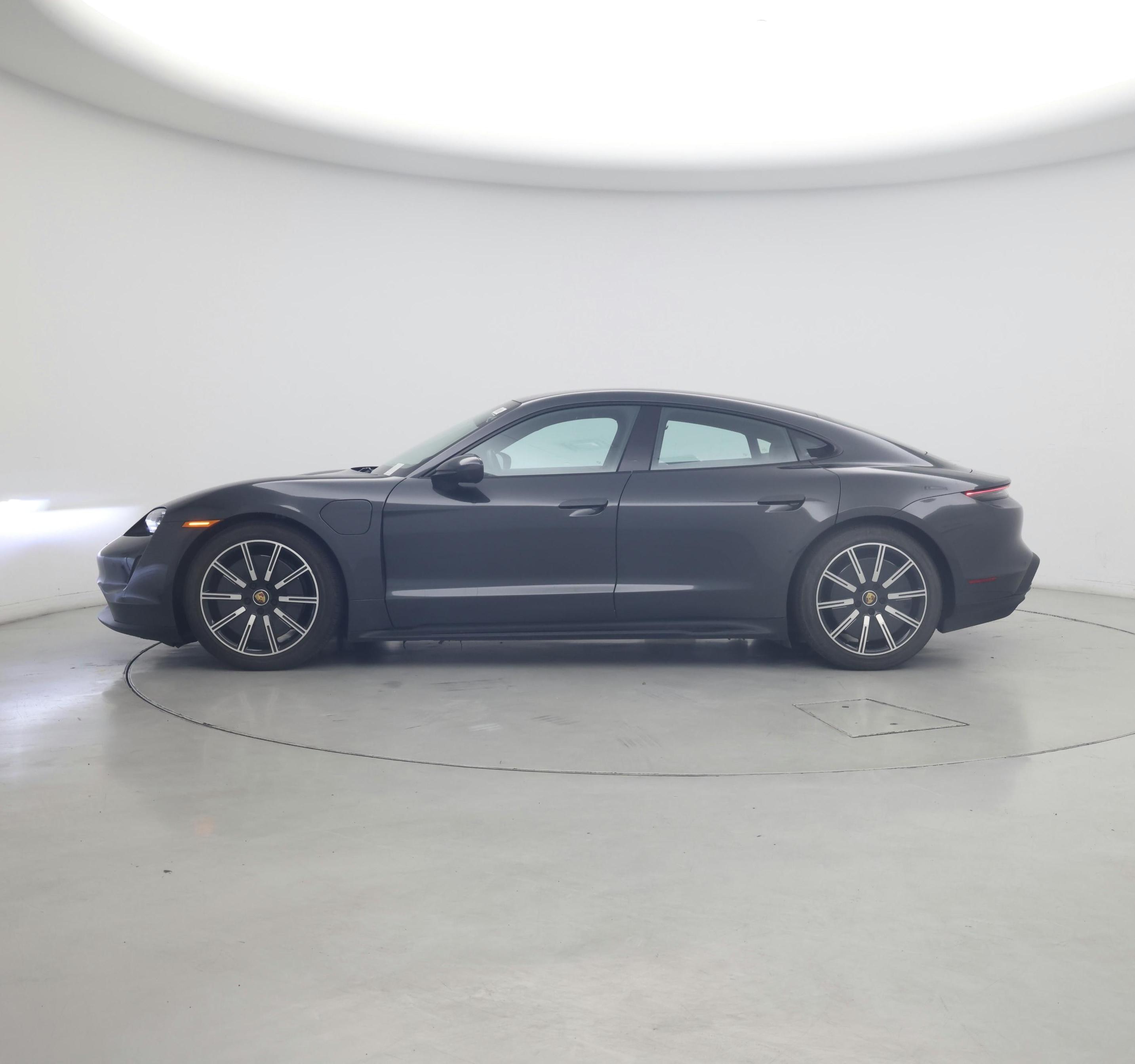 Thumbnail: 2024 Porsche Taycan - 3