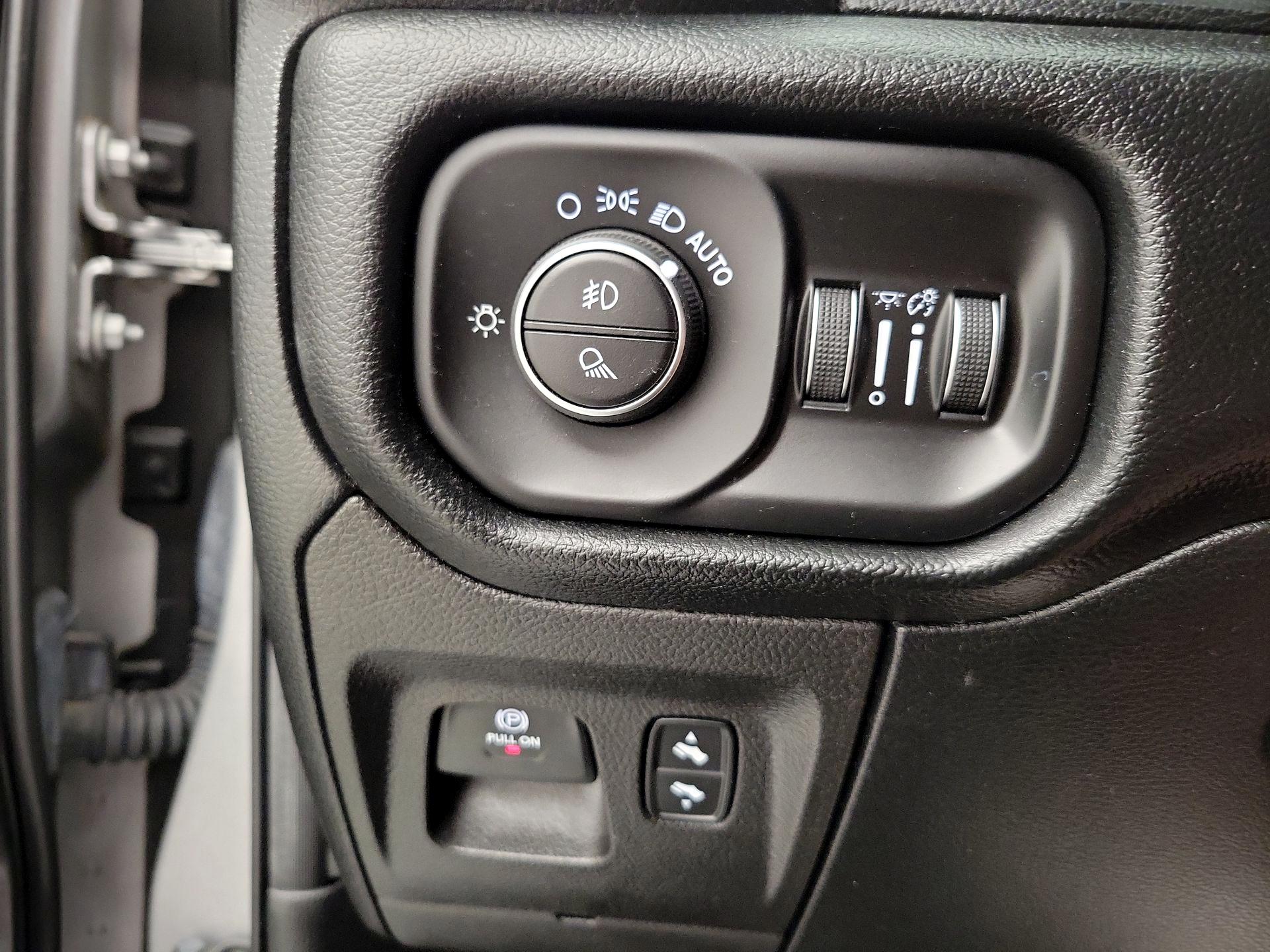 Thumbnail: 2020 RAM 1500 - 13