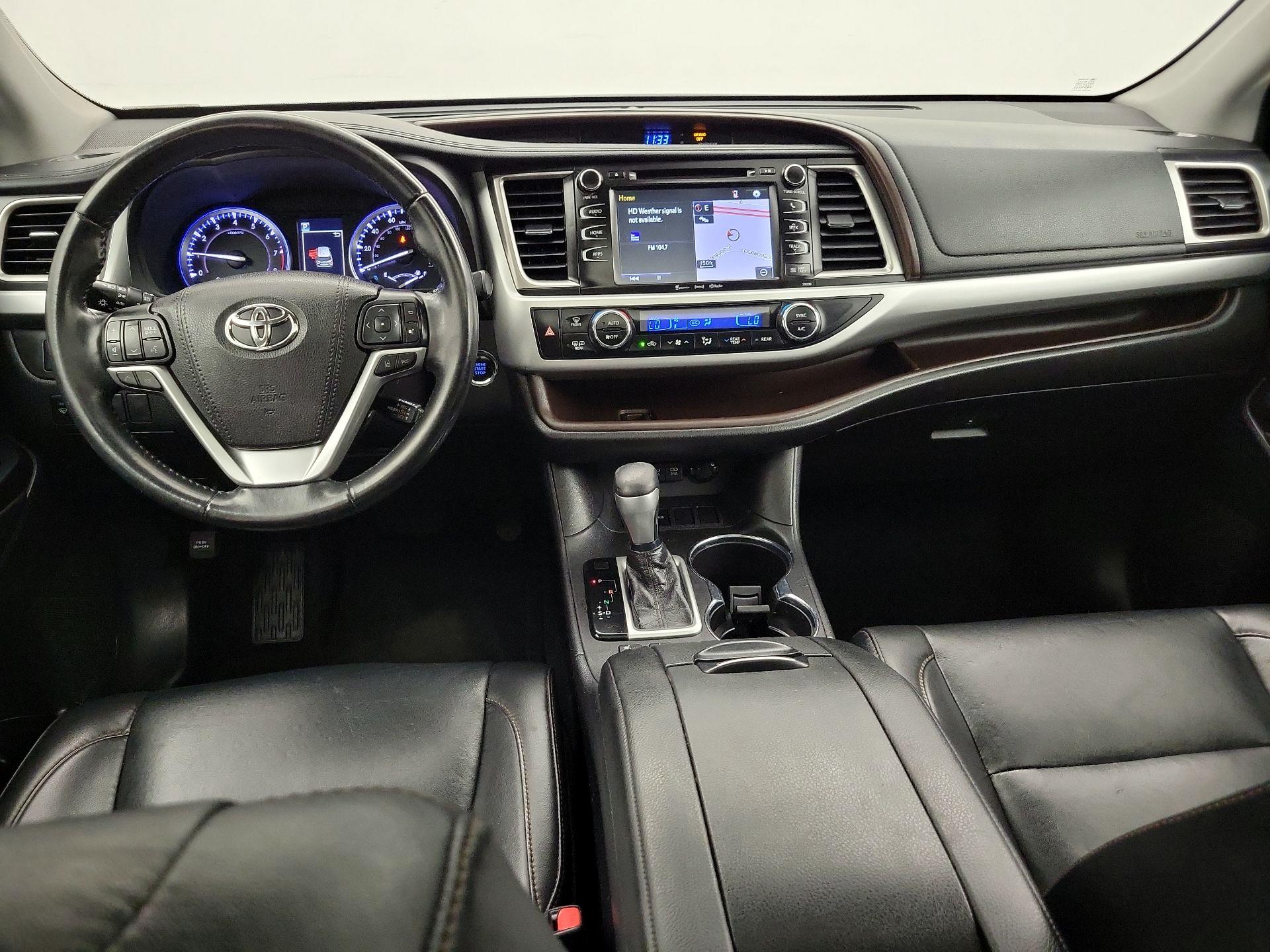 Thumbnail: 2019 Toyota Highlander - 9
