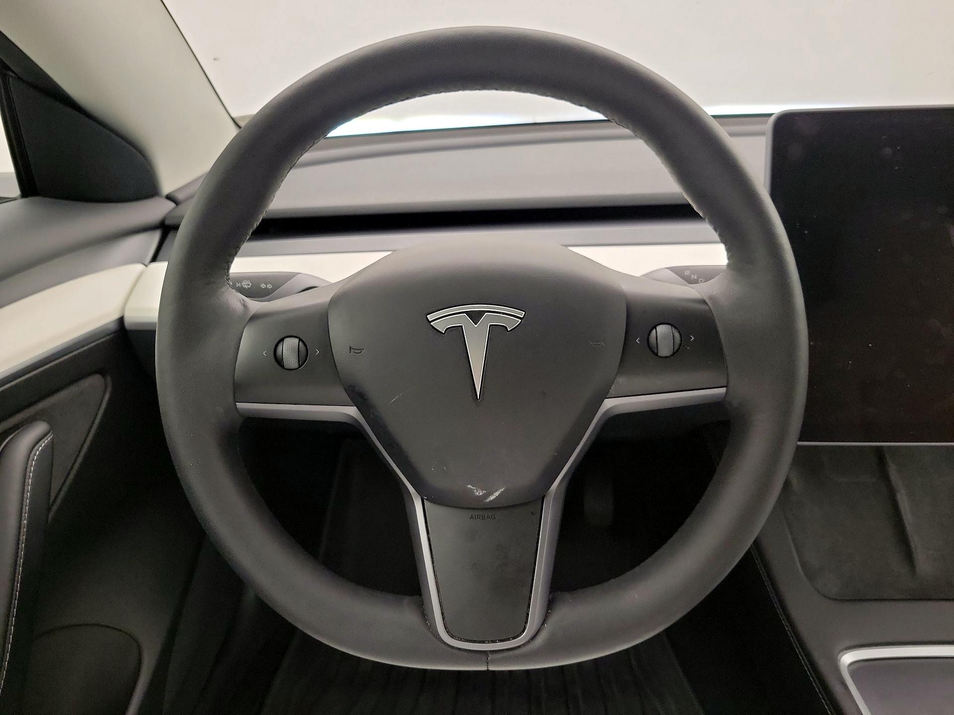 Thumbnail: 2022 Tesla Model 3 - 10