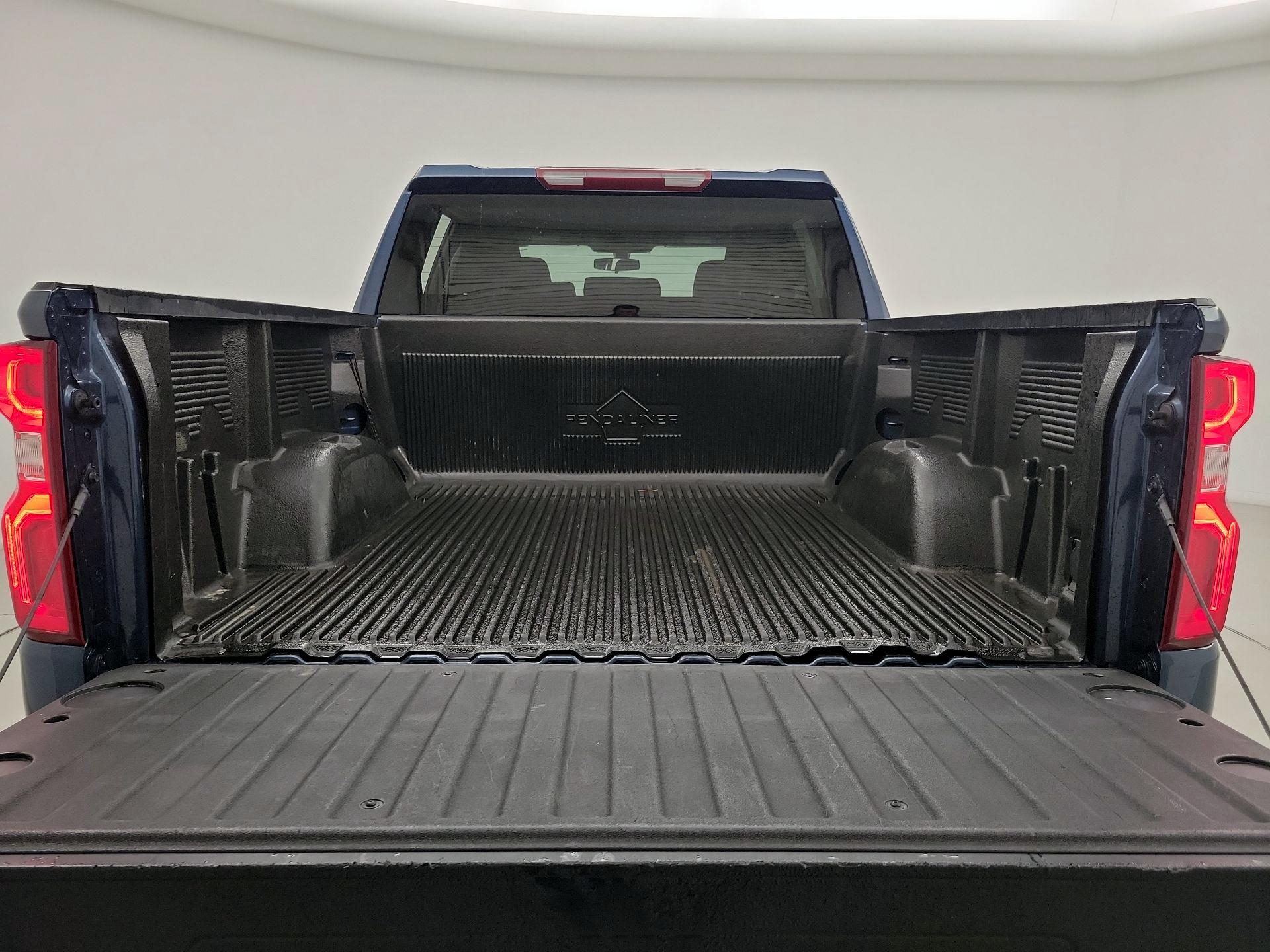 Thumbnail: 2021 Chevrolet Silverado 1500 - 20