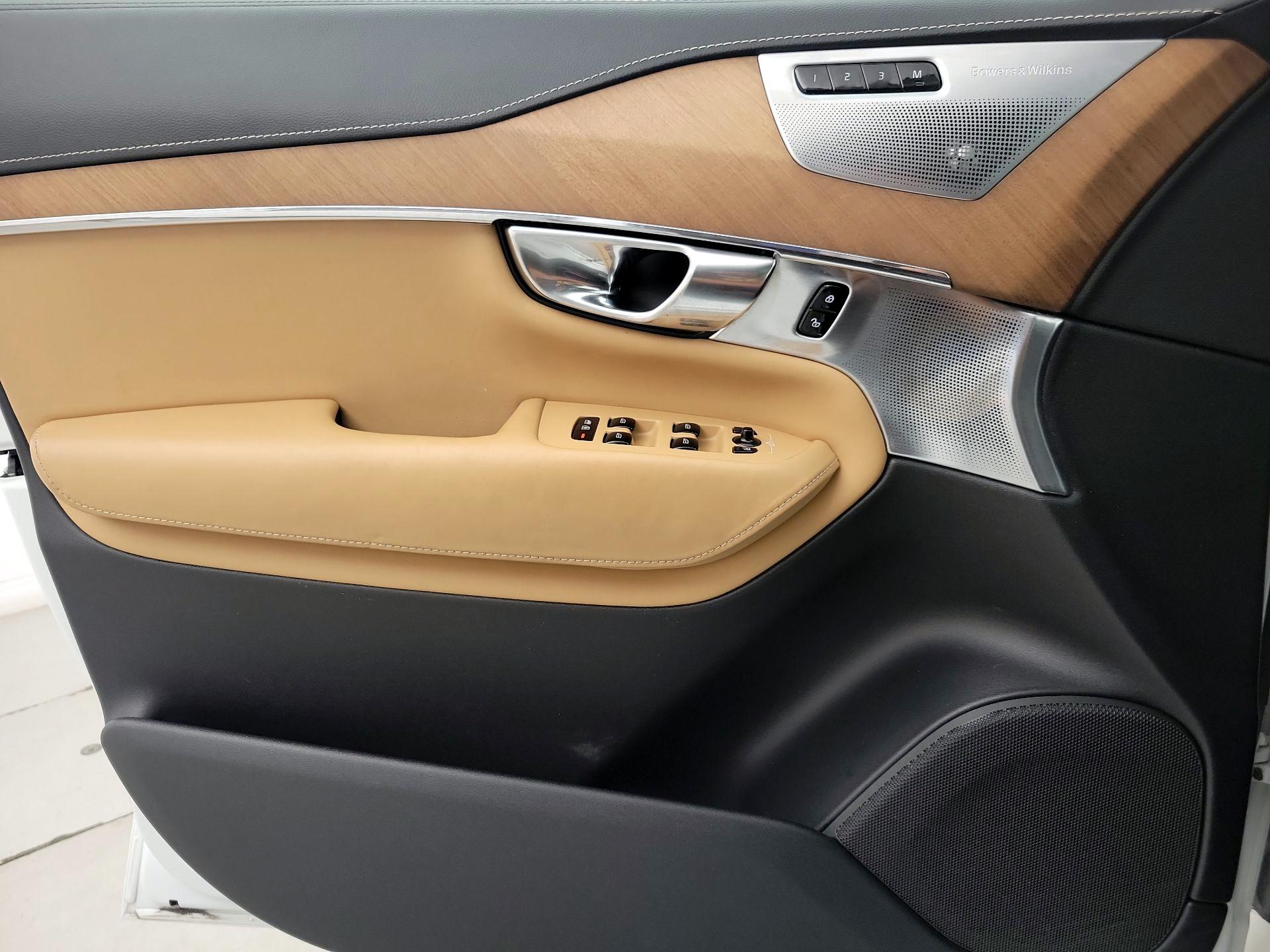 Thumbnail: 2018 Volvo XC90 - 12