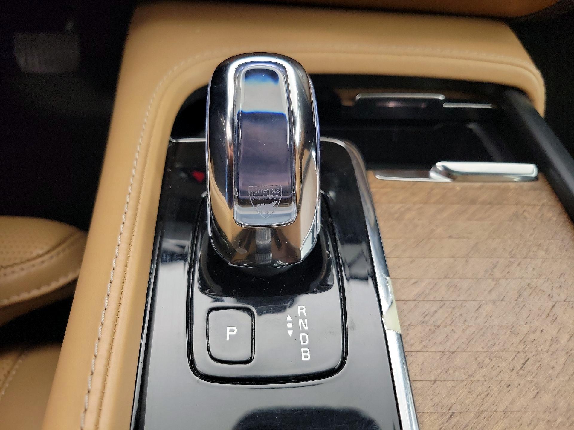 Thumbnail: 2018 Volvo XC90 - 18