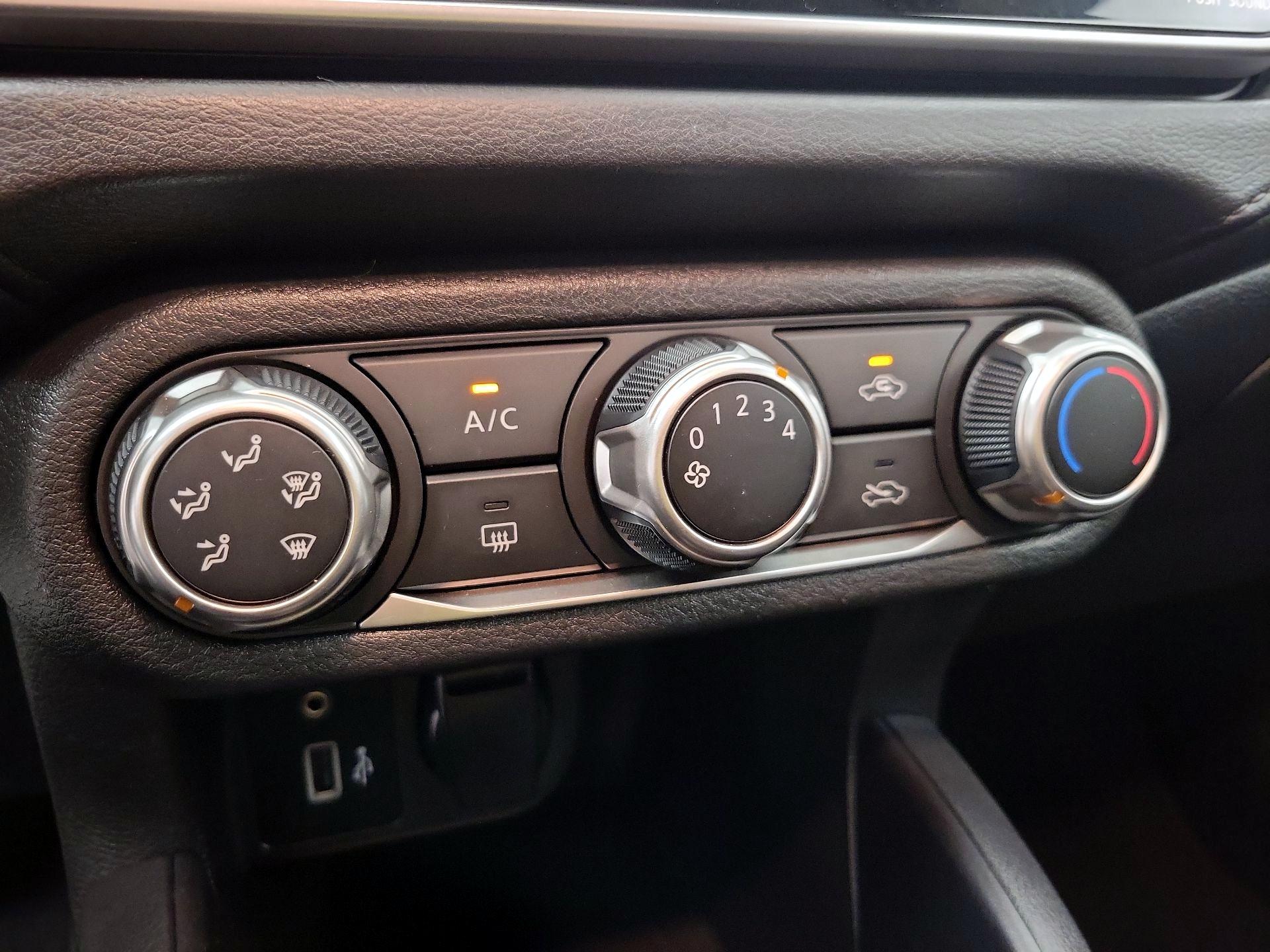 Thumbnail: 2020 Nissan Versa - 16