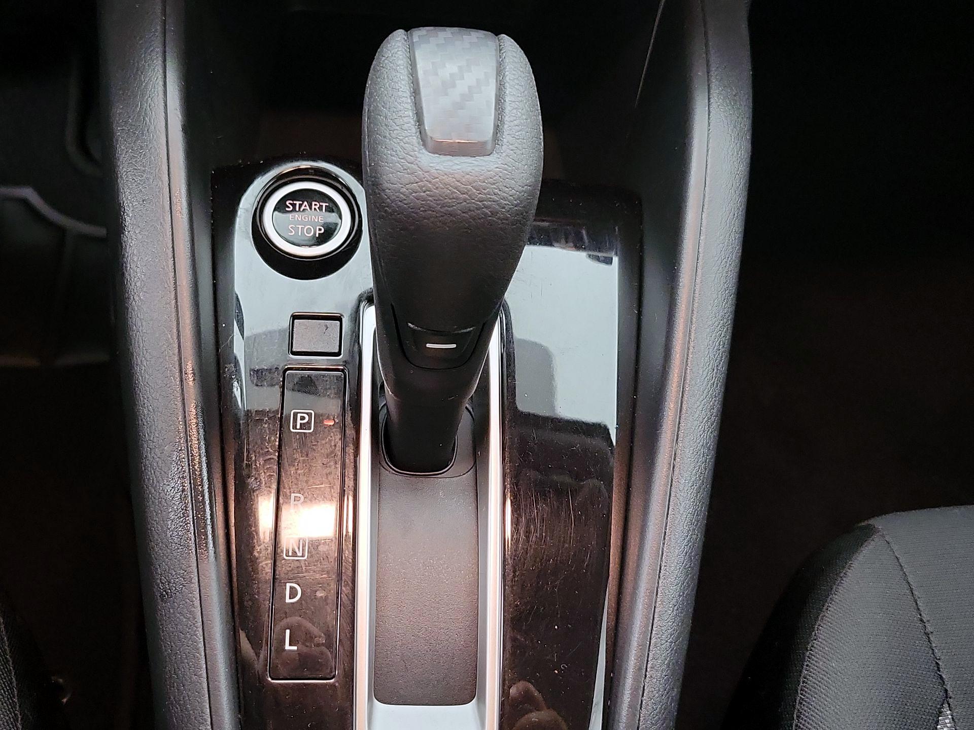 Thumbnail: 2020 Nissan Versa - 17