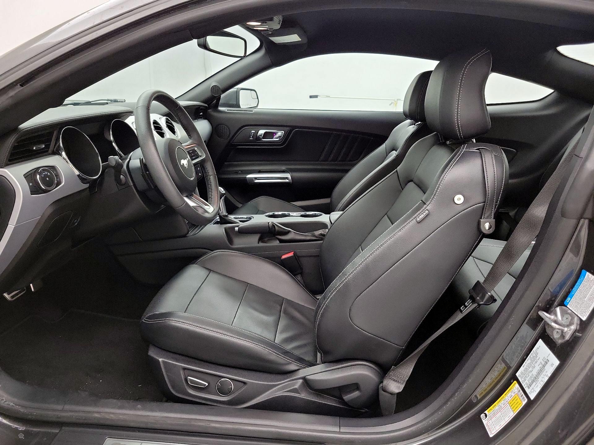 Thumbnail: 2015 Ford Mustang - 11