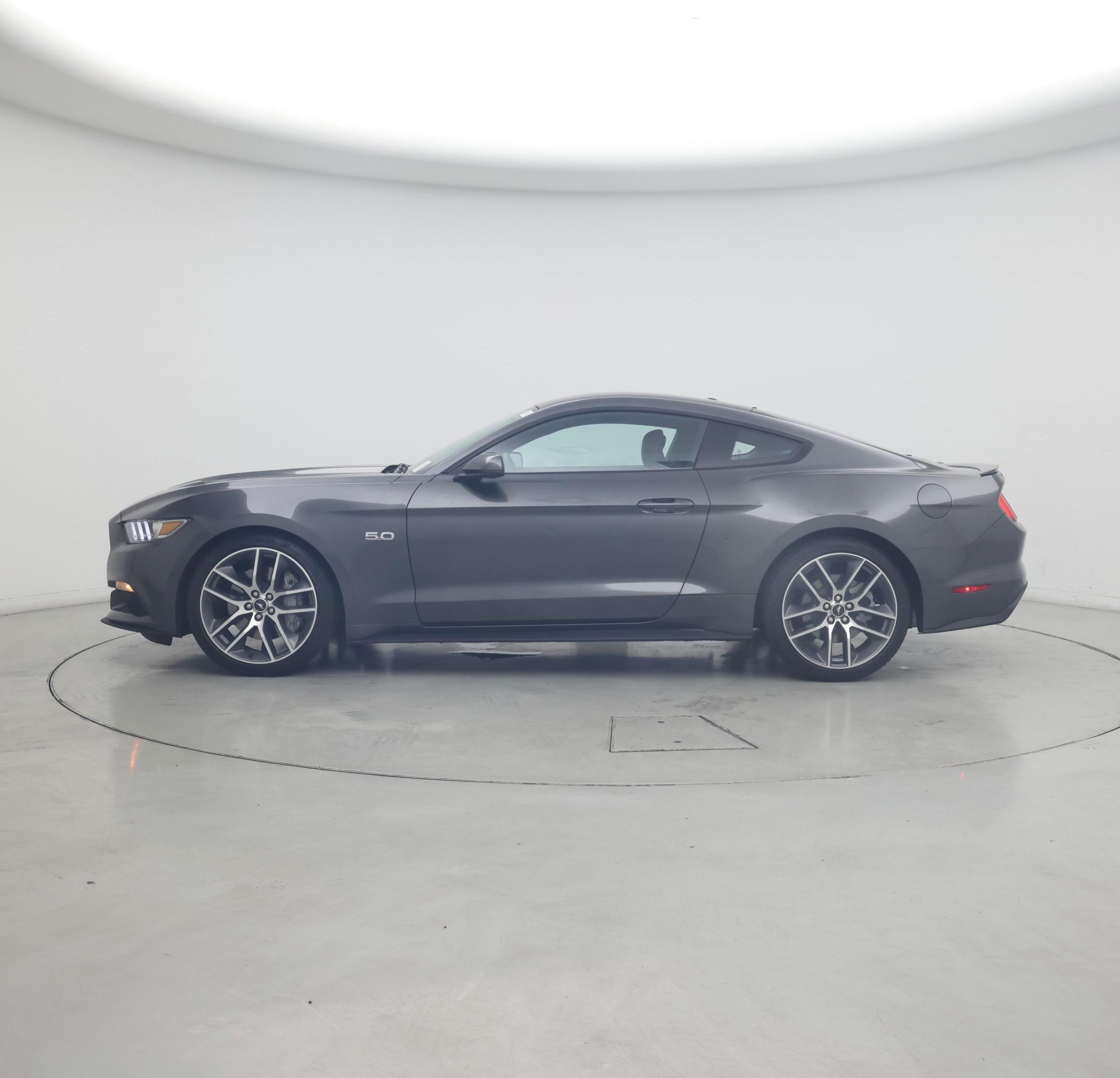 Thumbnail: 2015 Ford Mustang - 3