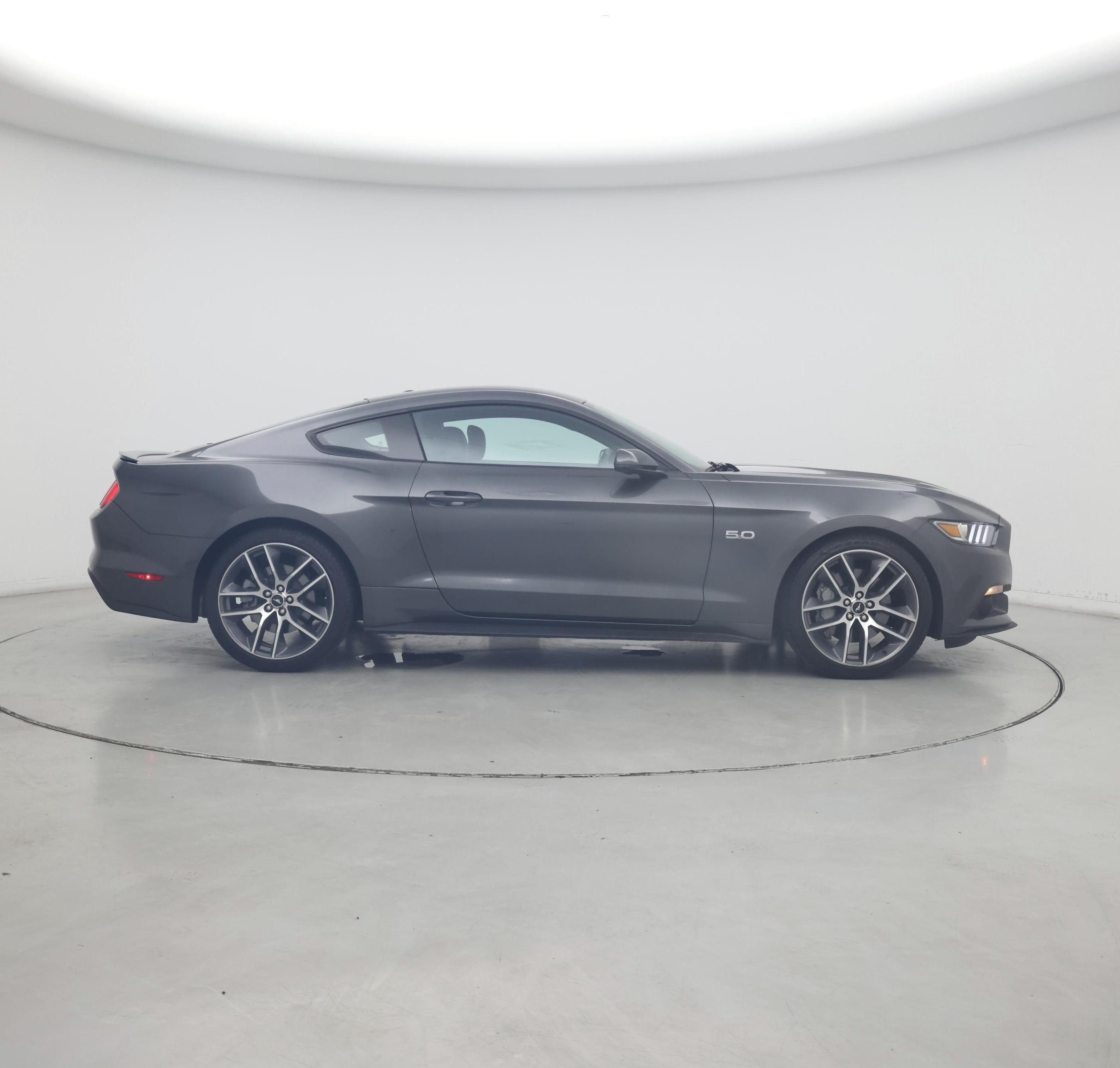 Thumbnail: 2015 Ford Mustang - 7