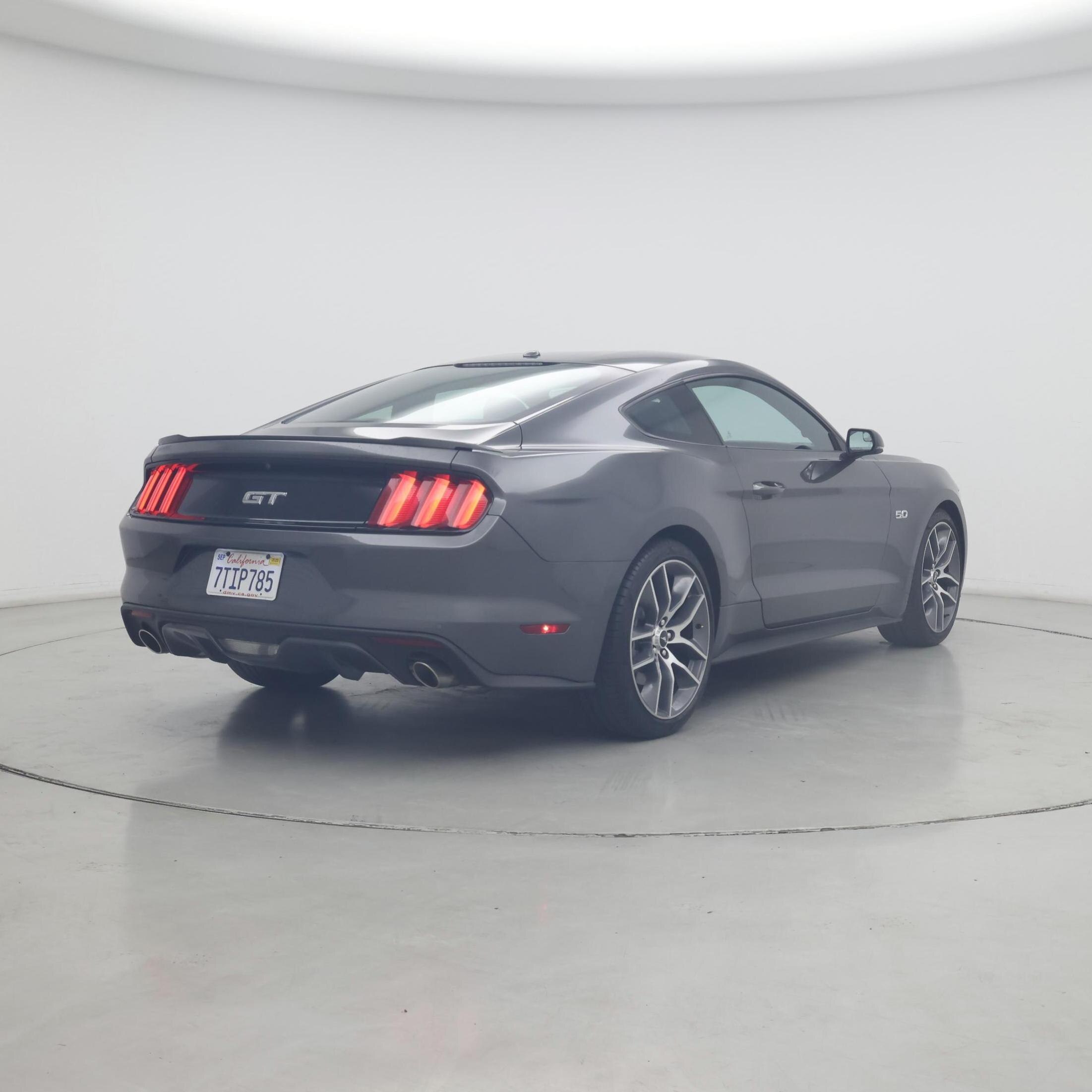 Thumbnail: 2015 Ford Mustang - 8