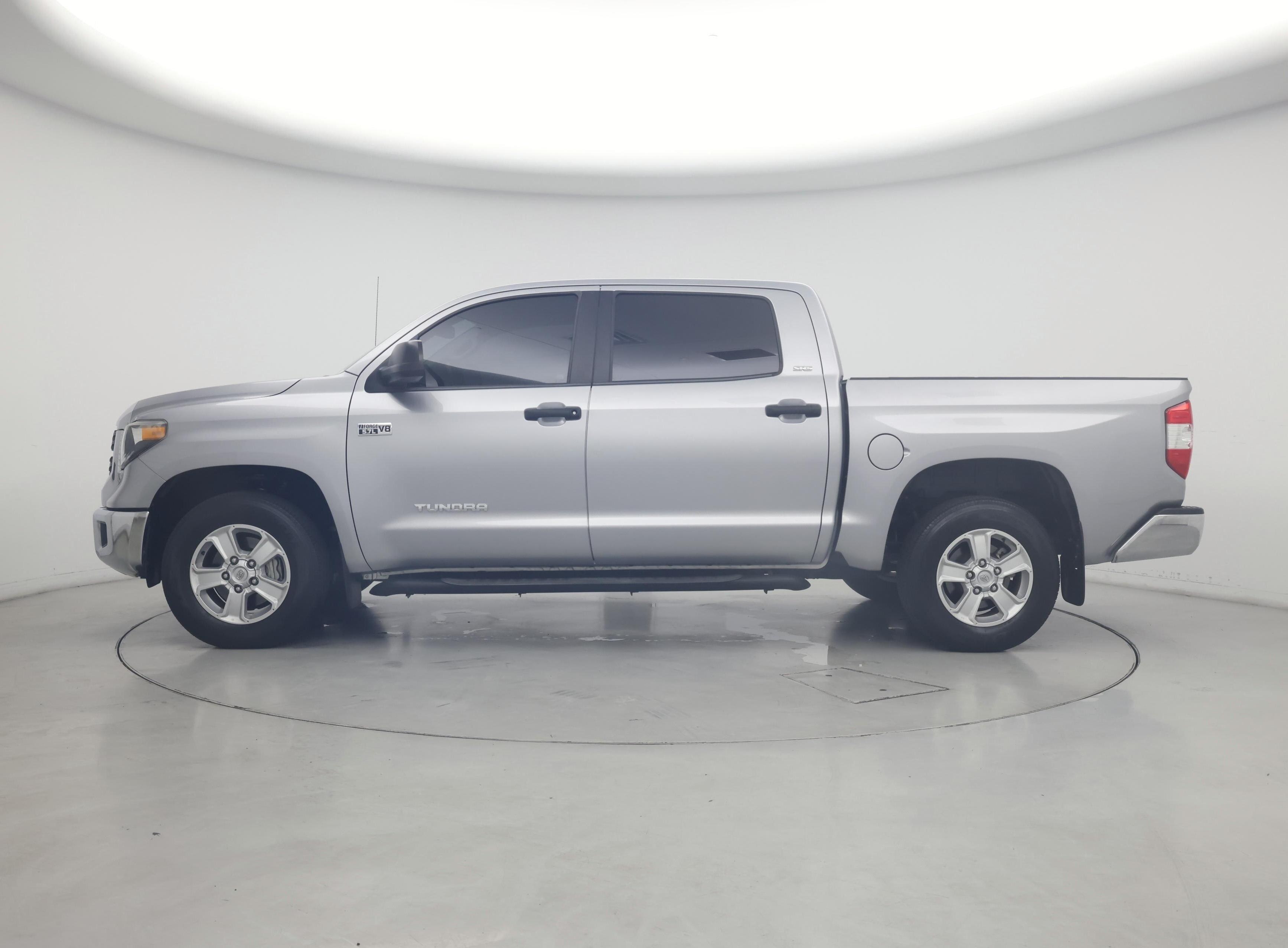Thumbnail: 2018 Toyota Tundra - 3