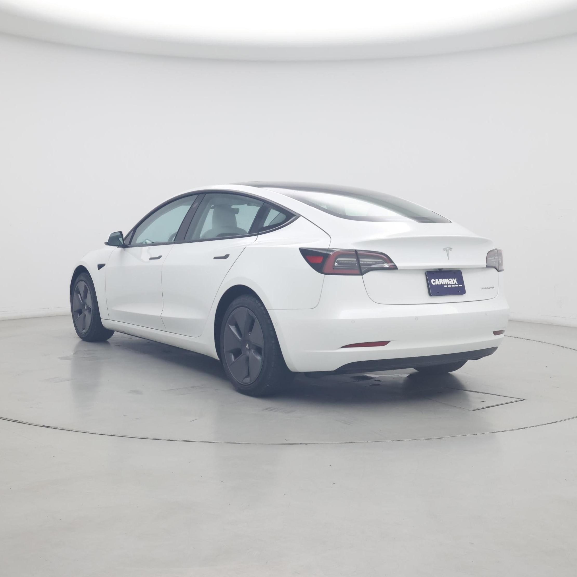 Thumbnail: 2022 Tesla Model 3 - 2