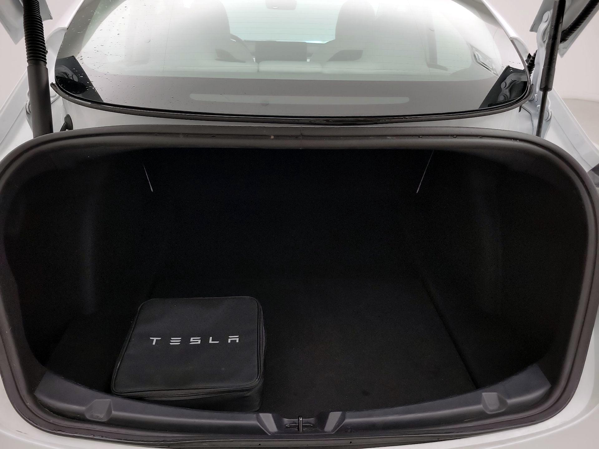 Thumbnail: 2022 Tesla Model 3 - 20