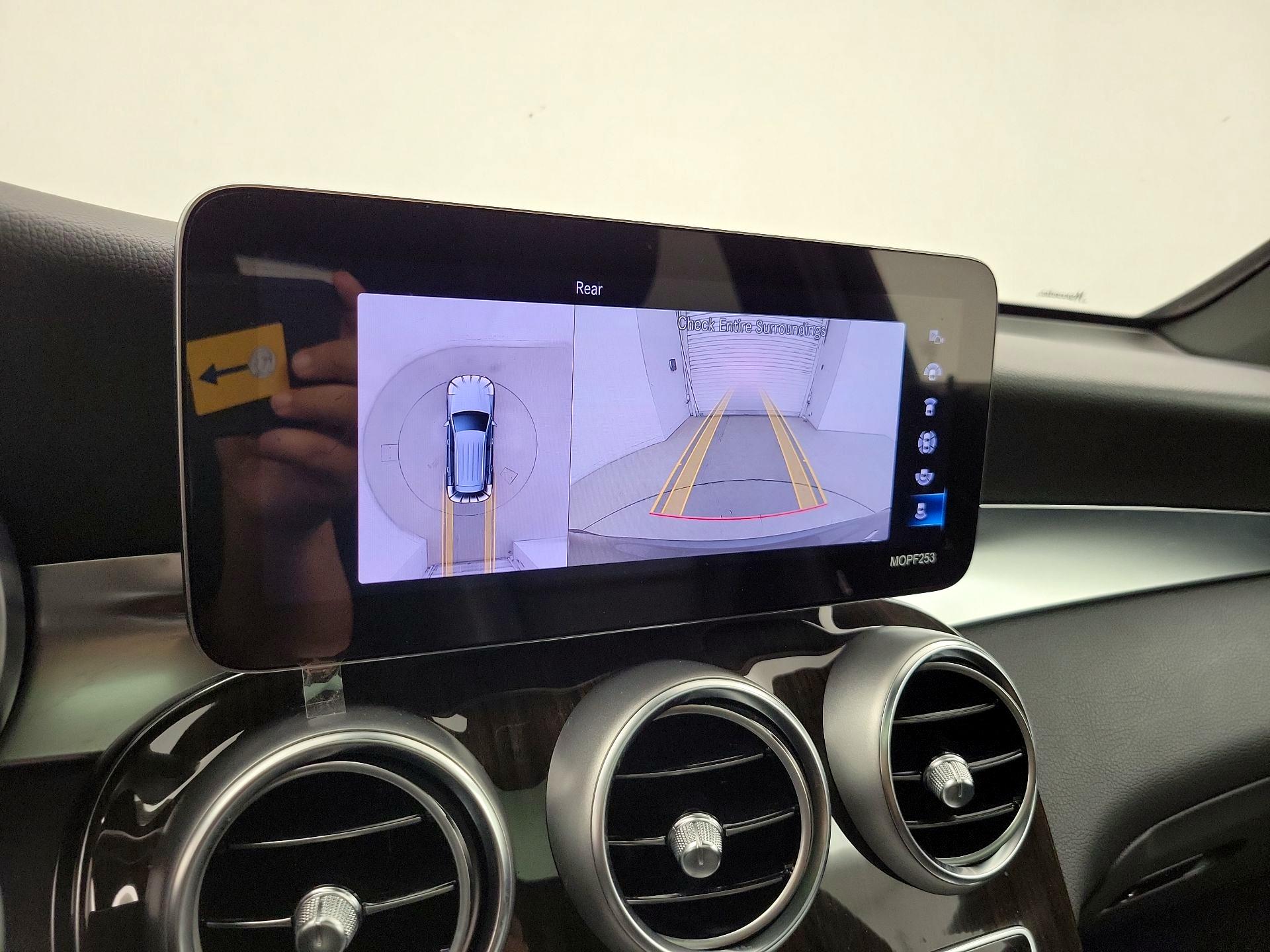 Thumbnail: 2021 Mercedes-Benz GLC - 15