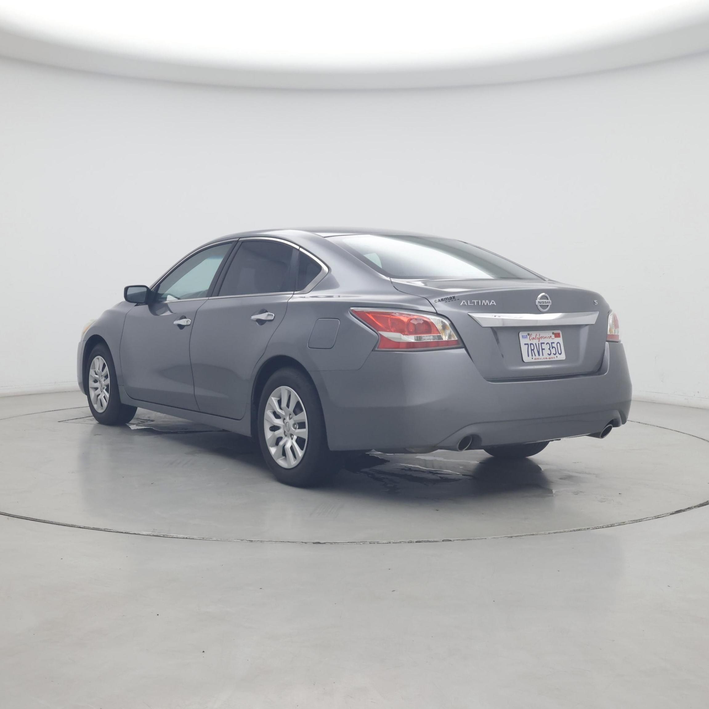 Thumbnail: 2015 Nissan Altima - 2