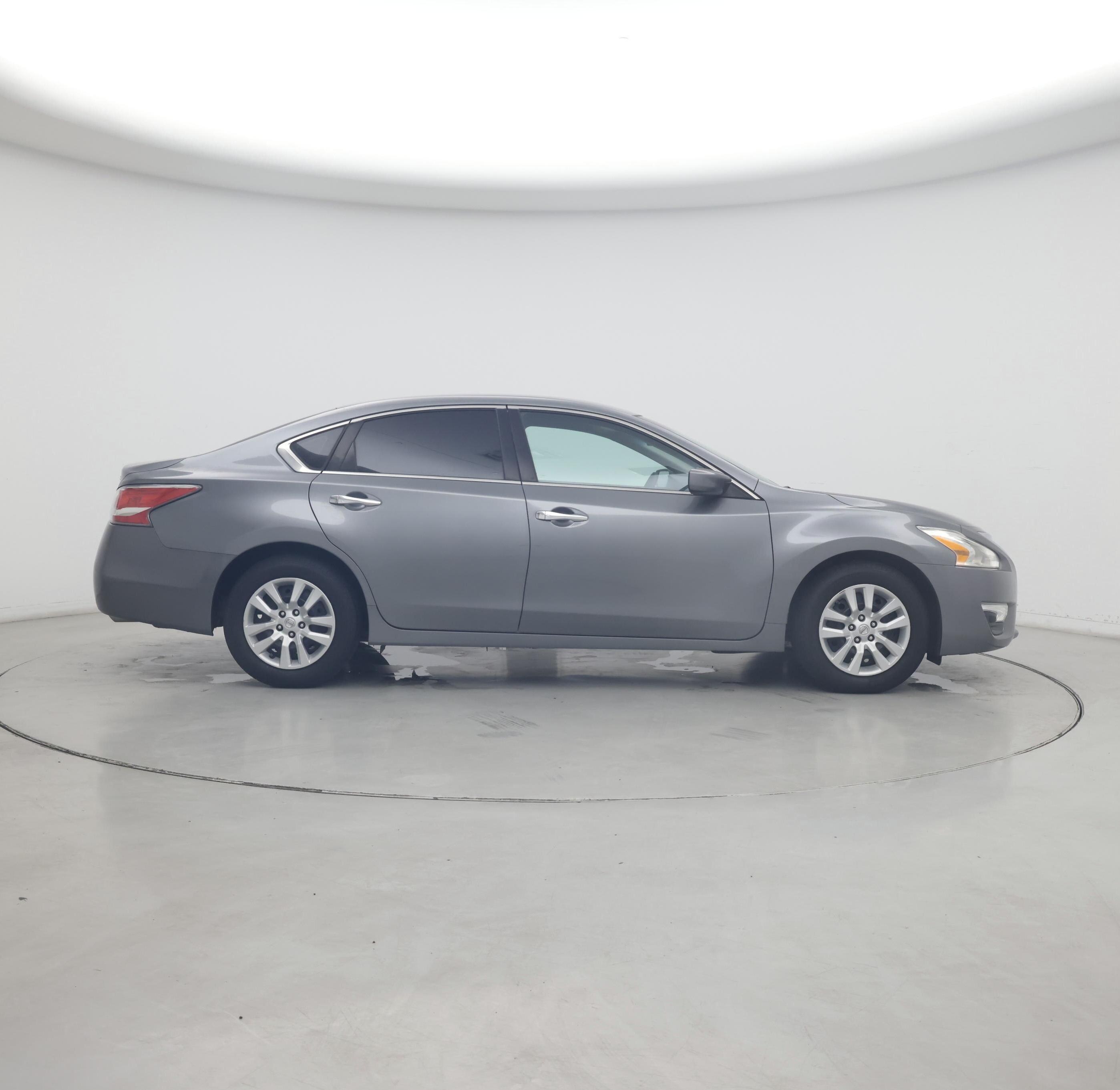 Thumbnail: 2015 Nissan Altima - 7
