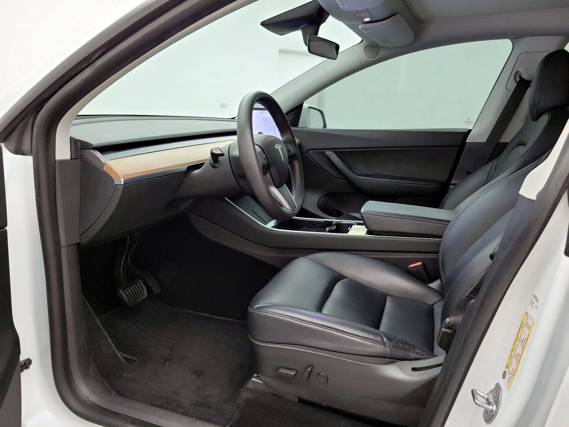 Thumbnail: 2020 Tesla Model Y - 11