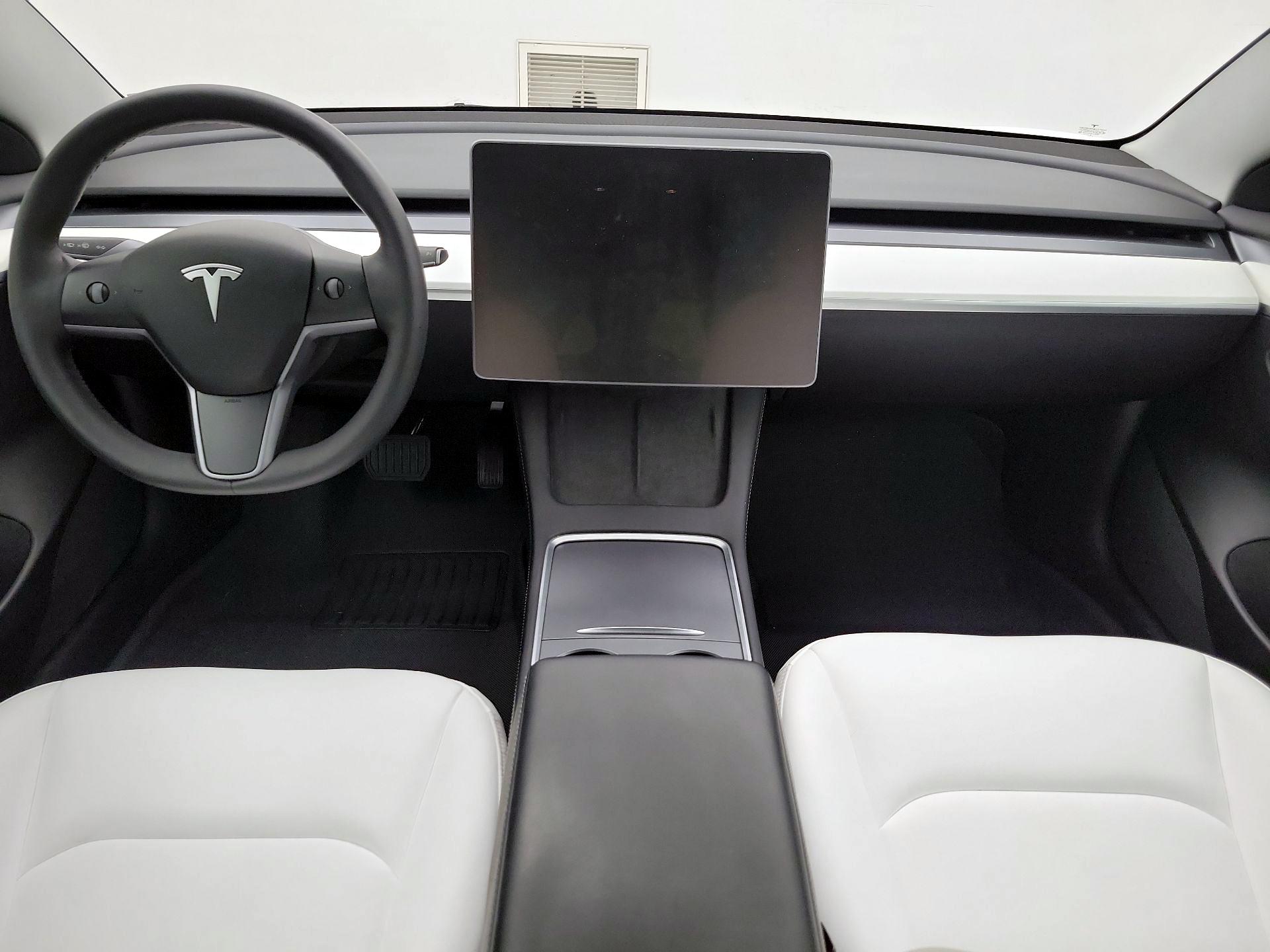 Thumbnail: 2022 Tesla Model 3 - 9