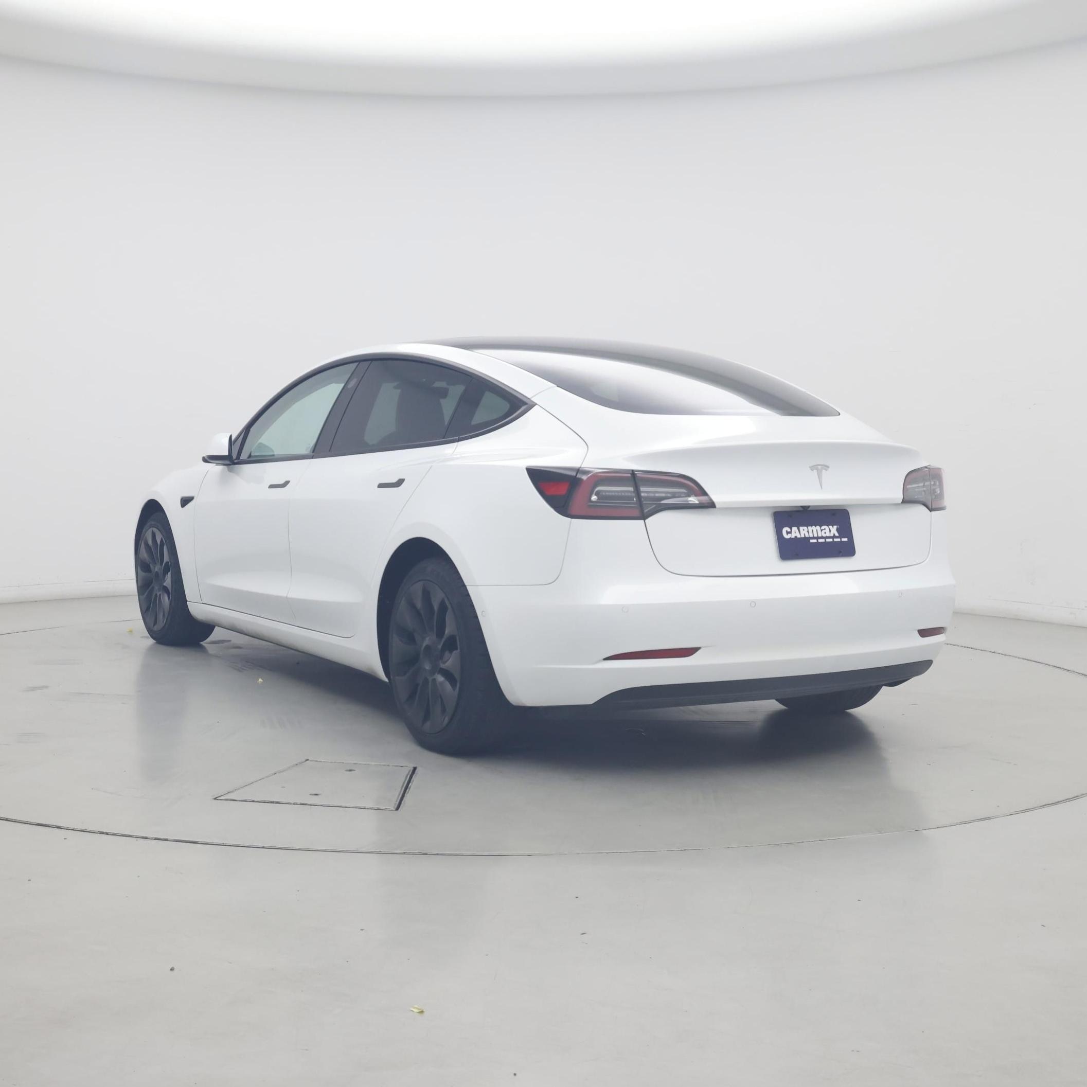 Thumbnail: 2022 Tesla Model 3 - 2