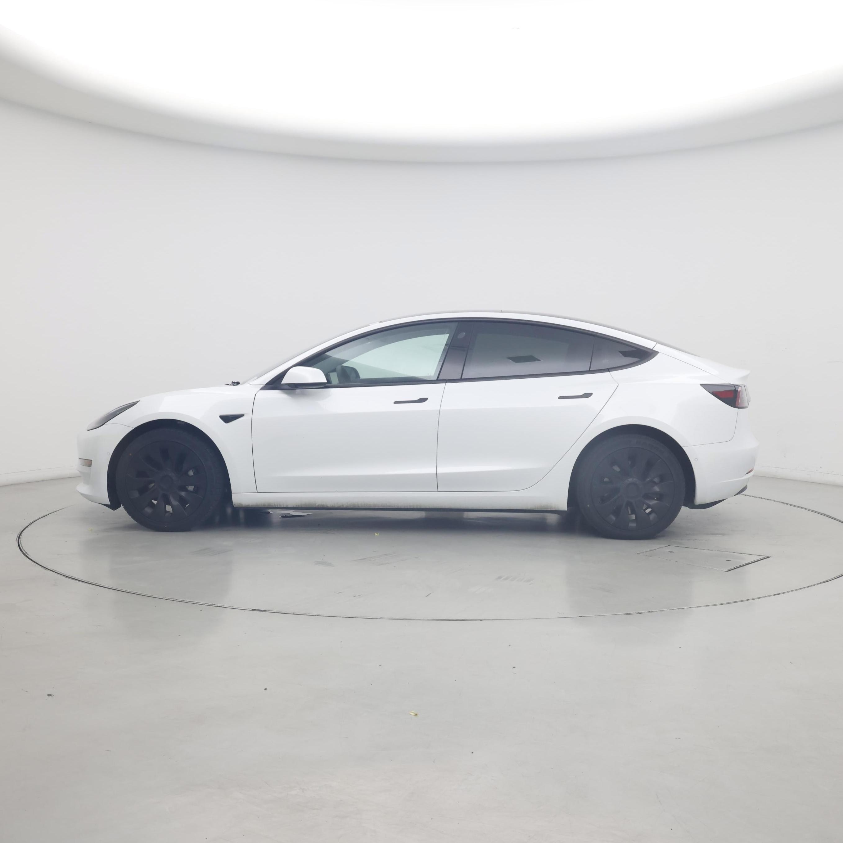Thumbnail: 2022 Tesla Model 3 - 3