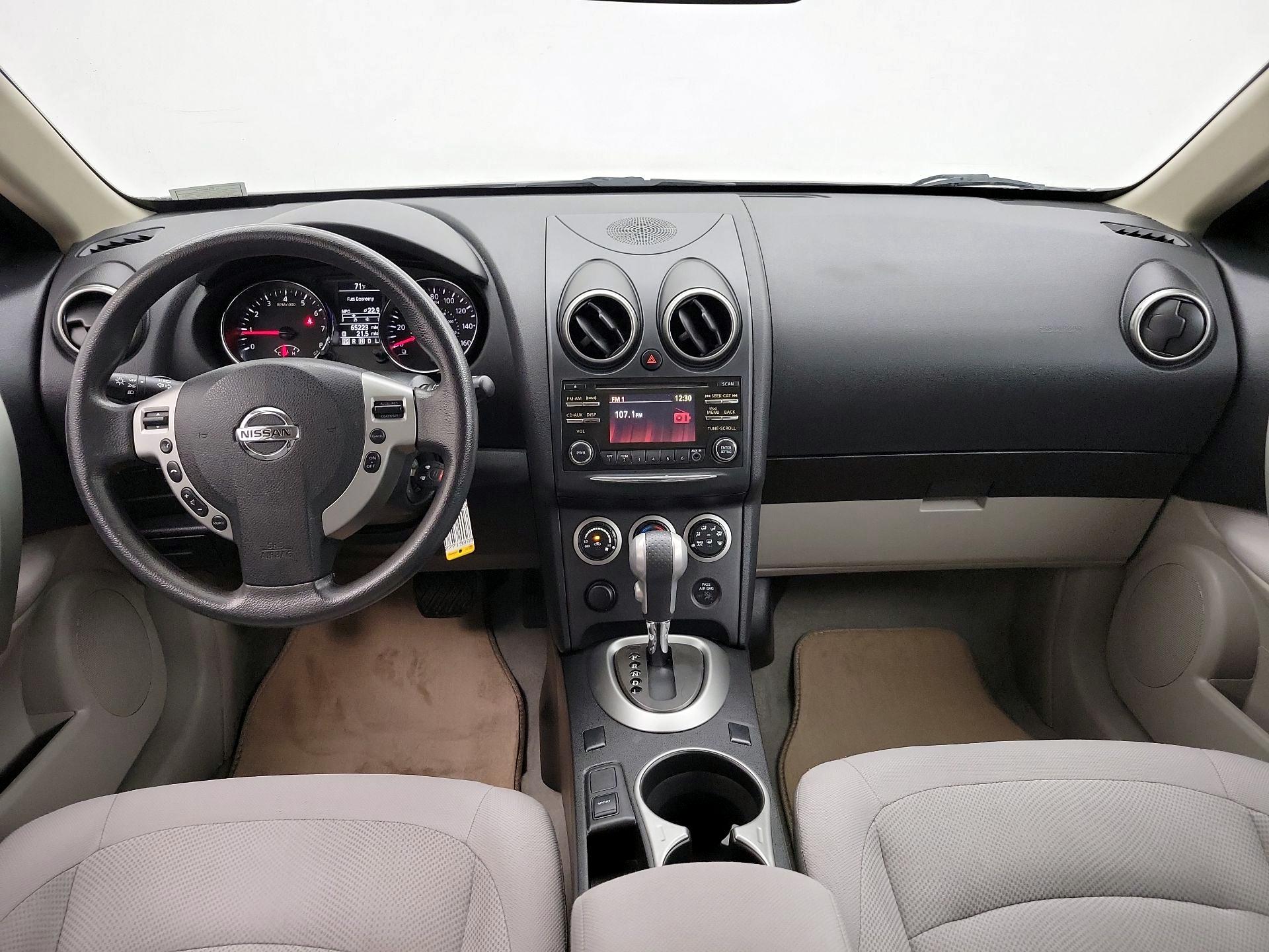 Thumbnail: 2014 Nissan Rogue - 9