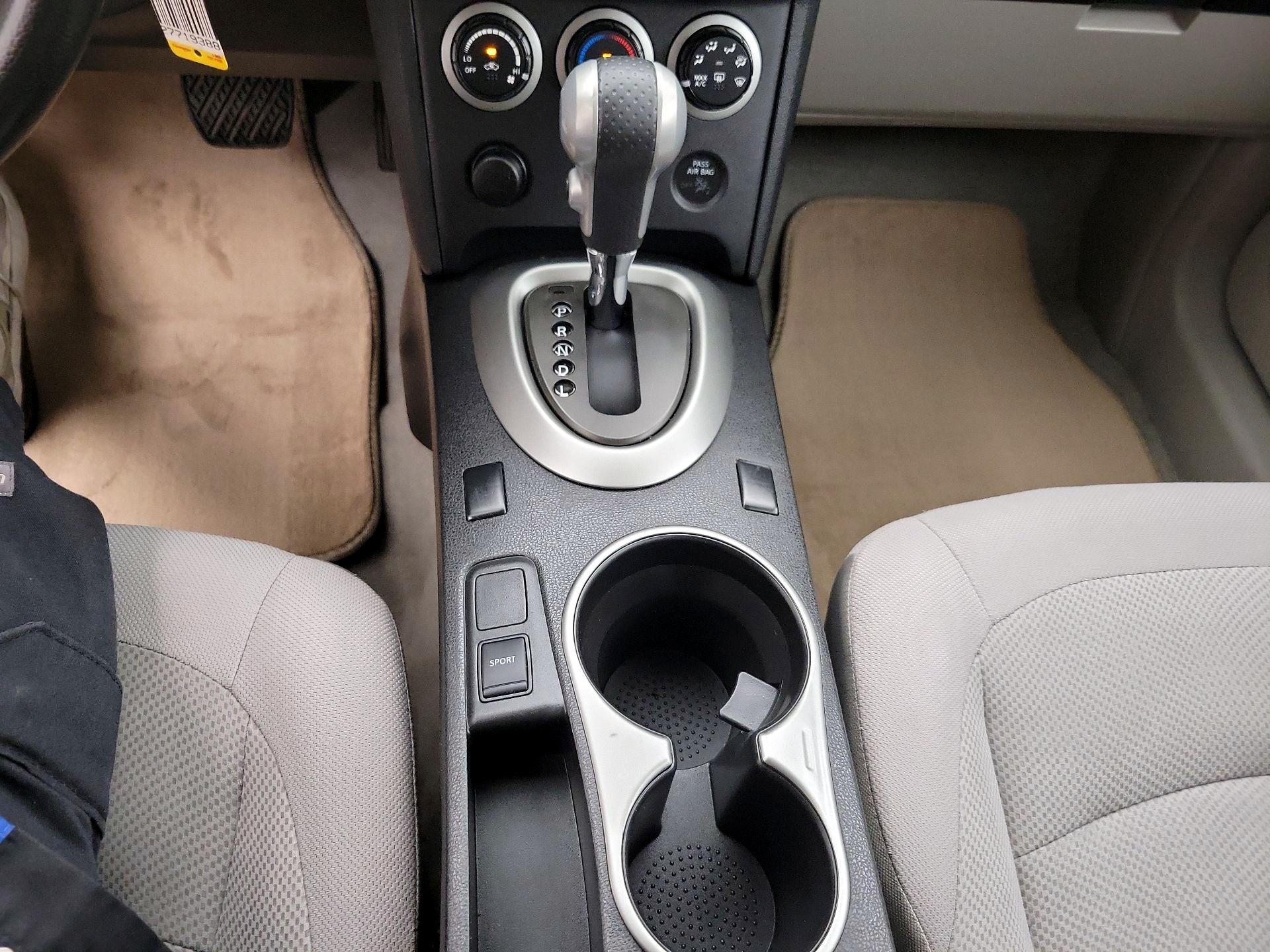 Thumbnail: 2014 Nissan Rogue - 17