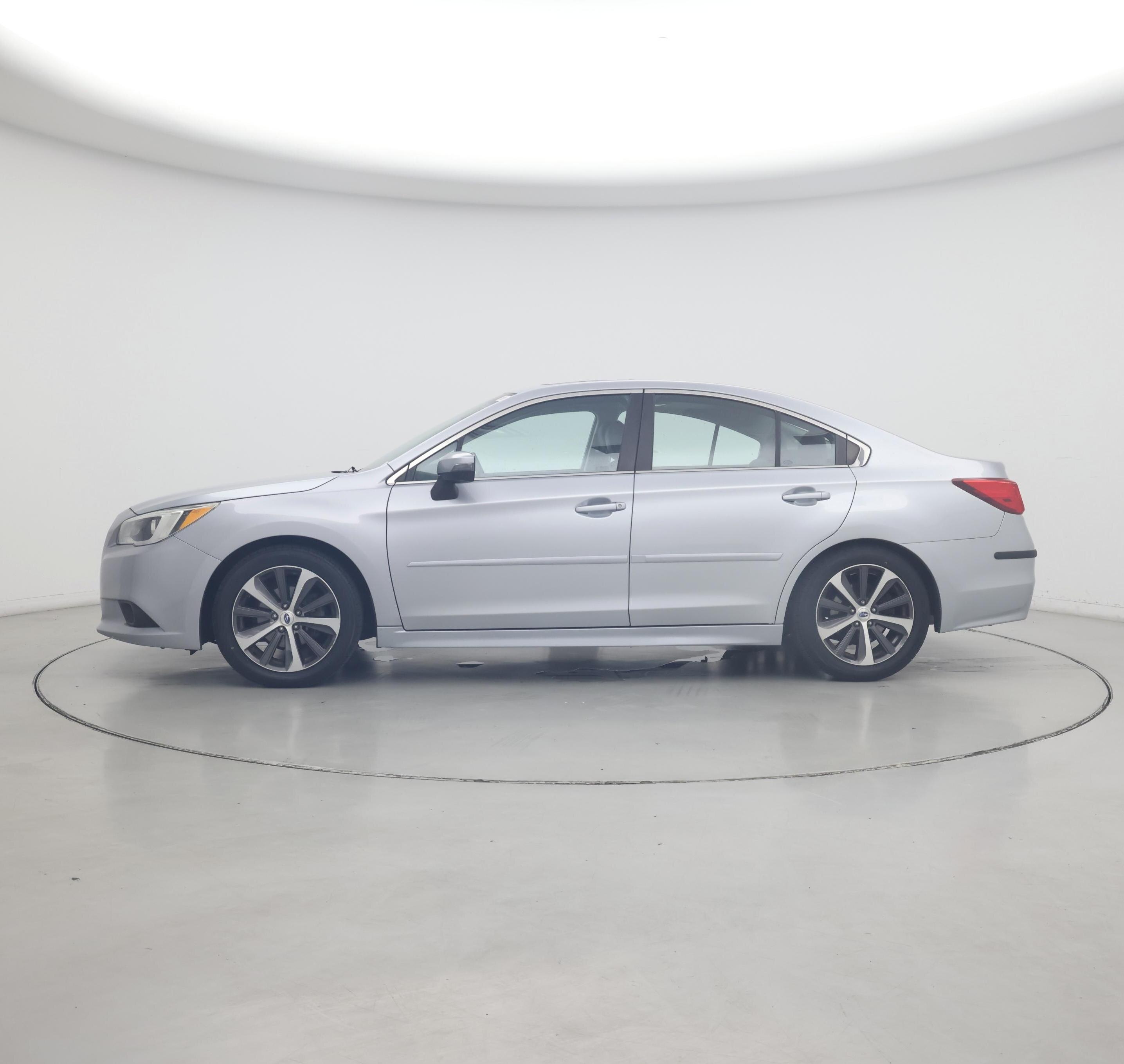 Thumbnail: 2015 Subaru Legacy - 3