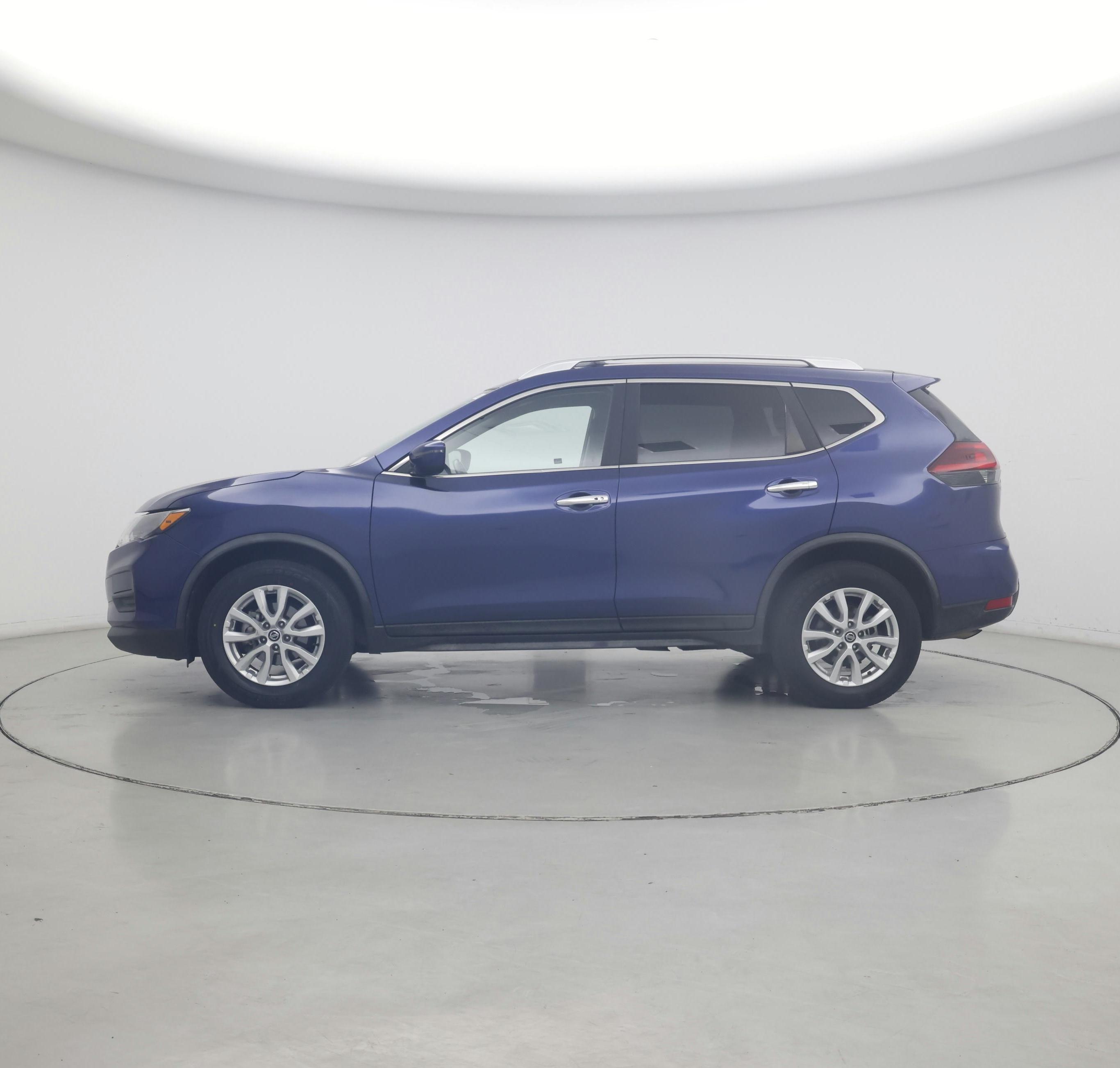 Thumbnail: 2019 Nissan Rogue - 3