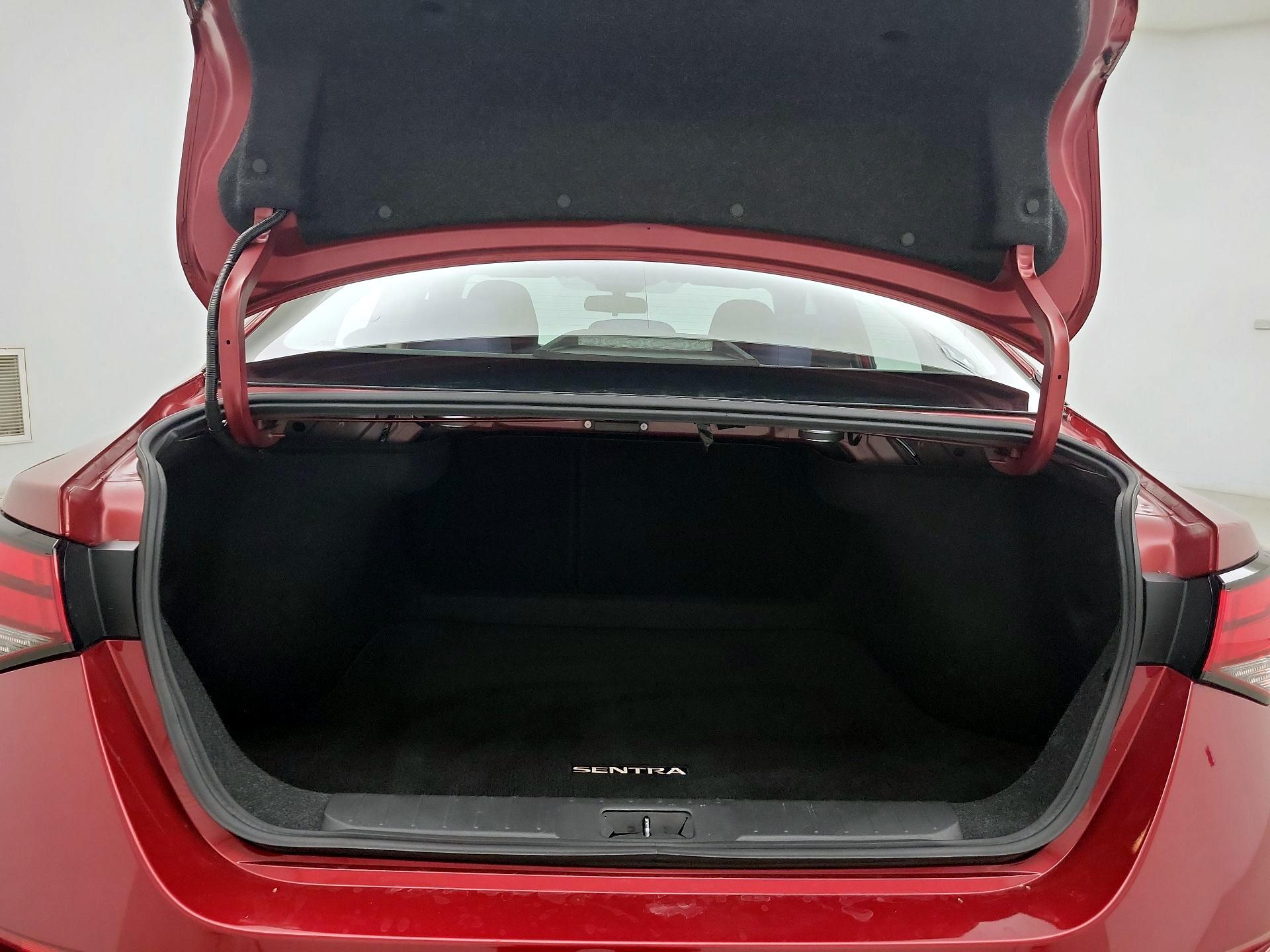 Thumbnail: 2020 Nissan Sentra - 20