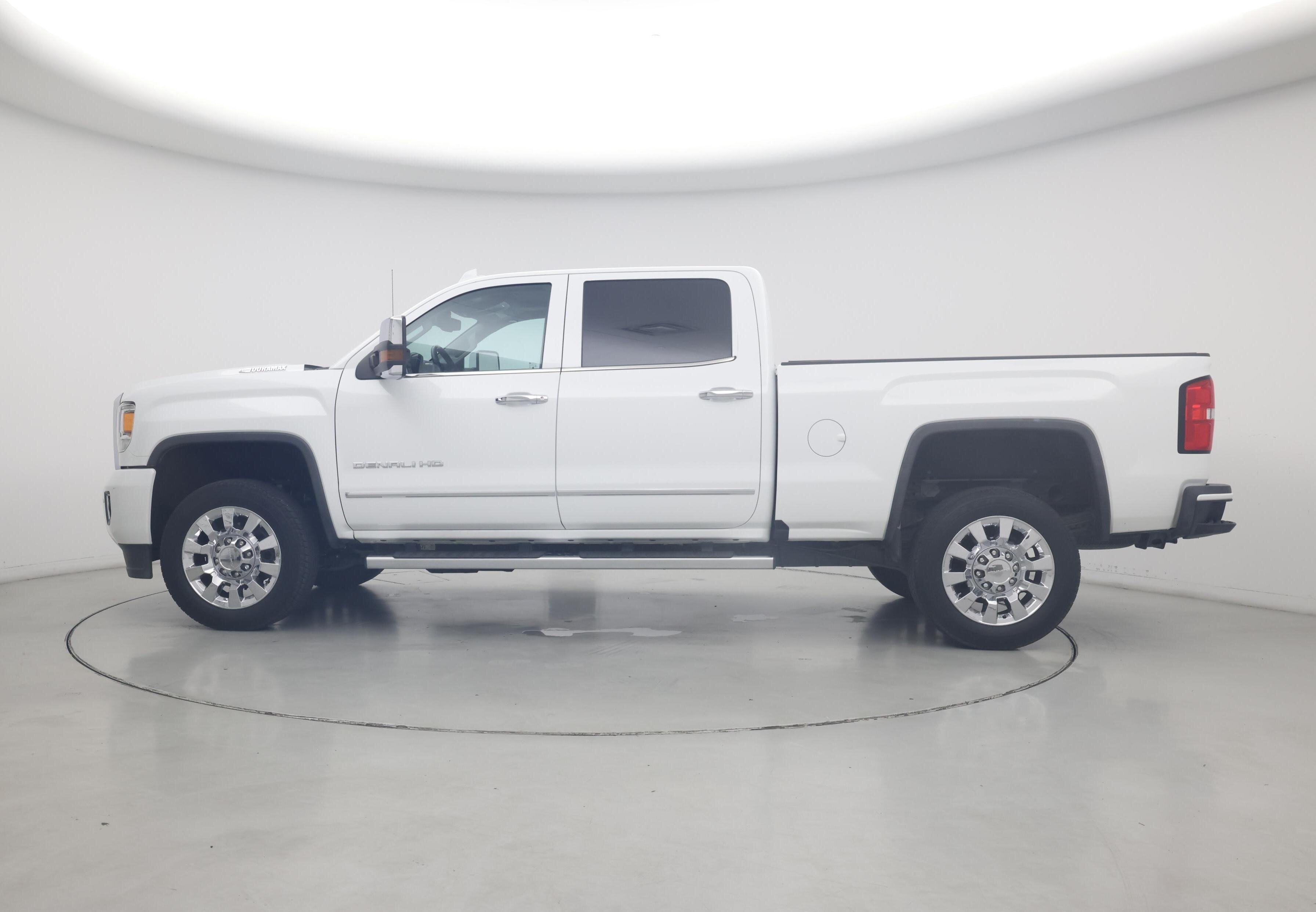 Thumbnail: 2018 GMC Sierra 2500 - 3